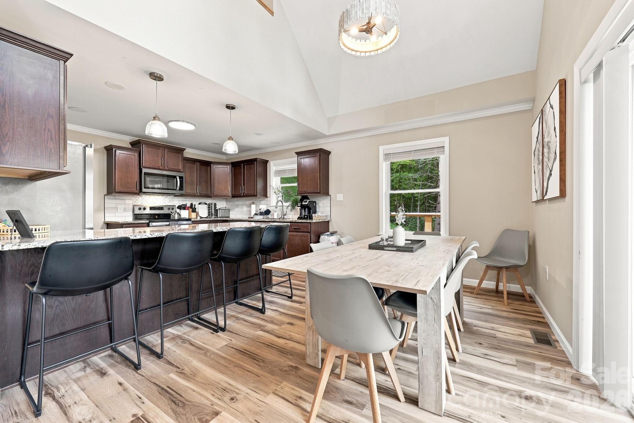 Kitchen - 145 Banjo Lane, Waynesville