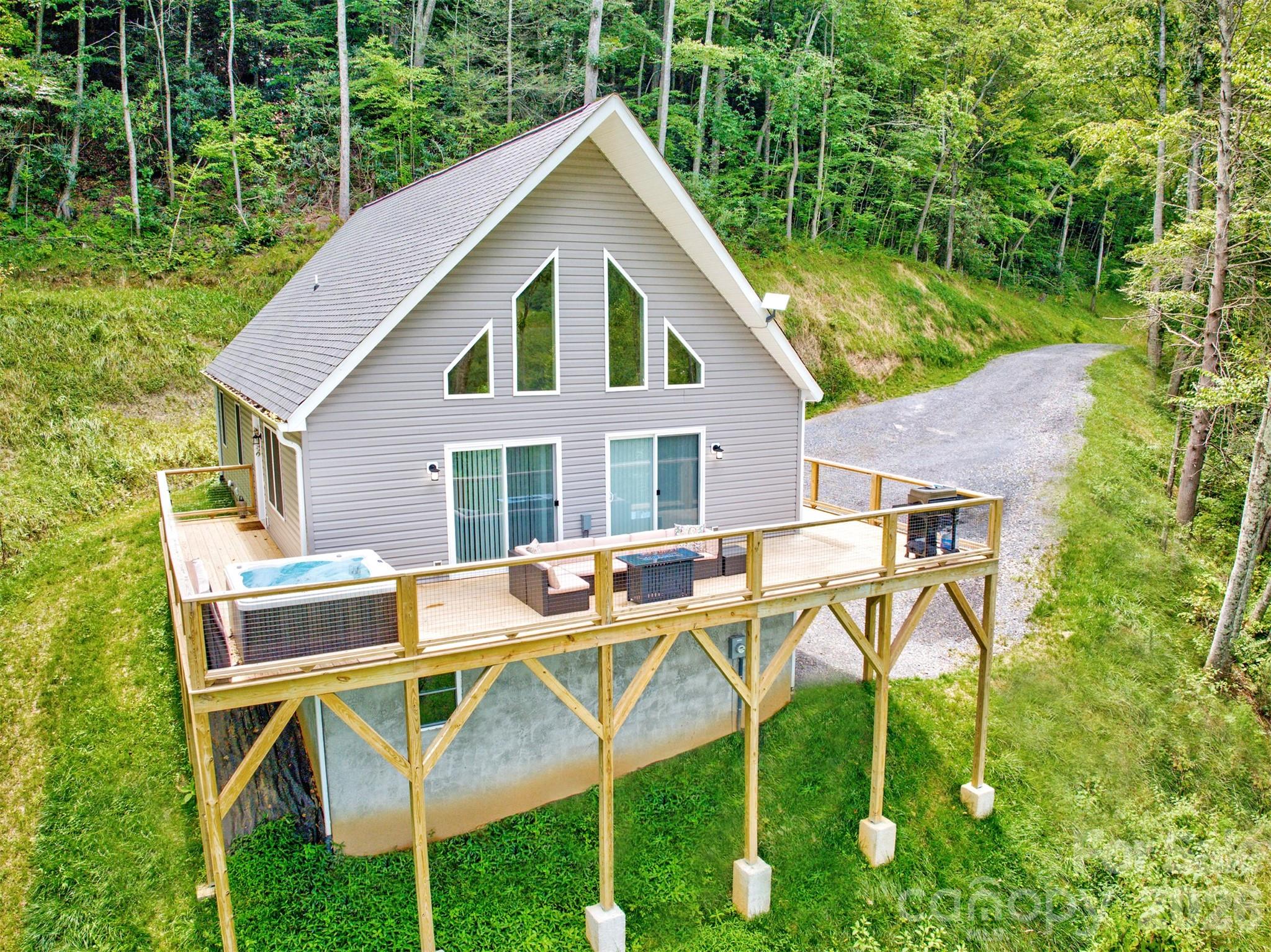 Exterior - 145 Banjo Lane, Waynesville