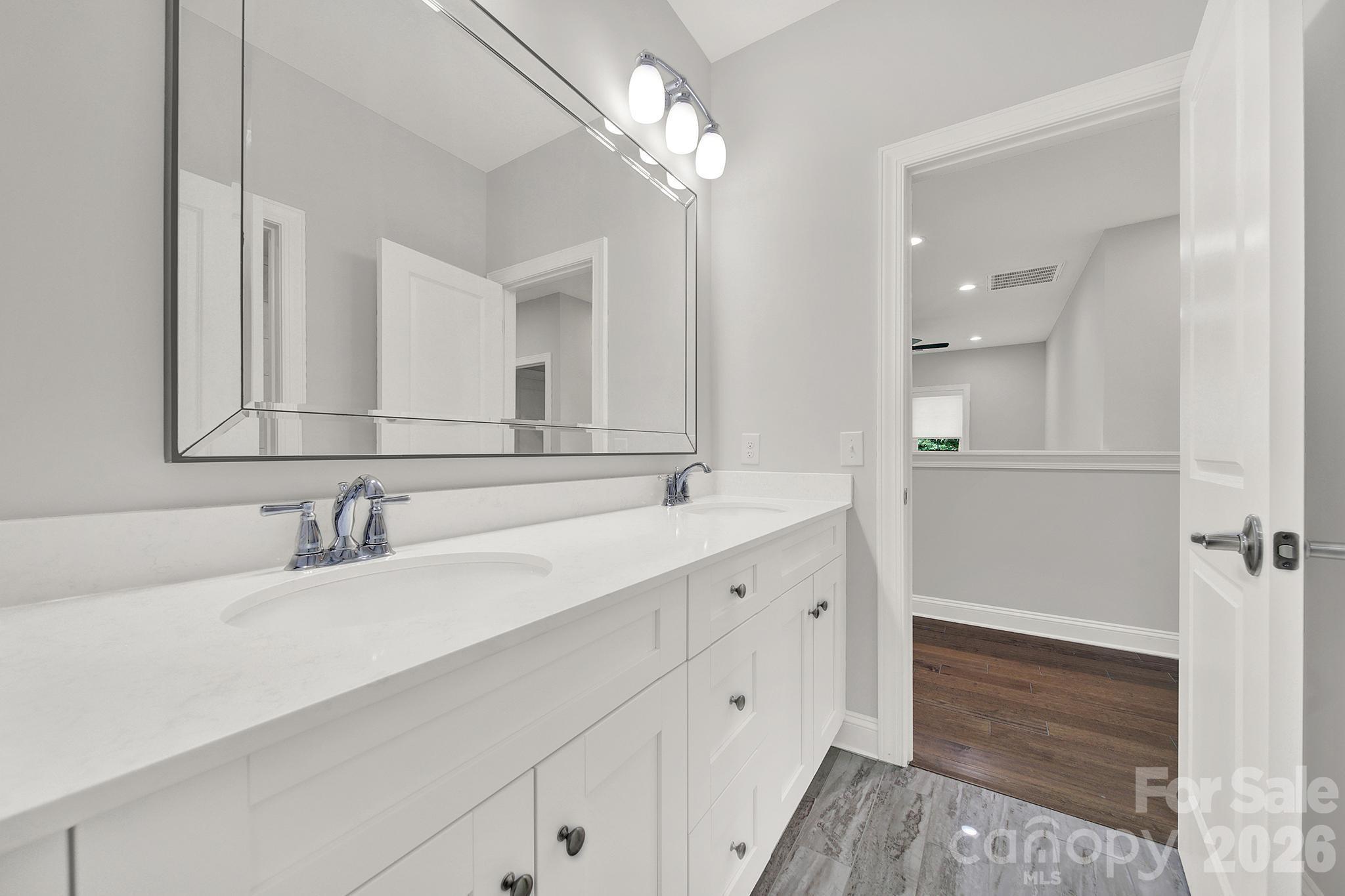 Single Family Residence at 6083 Chimney Bluff Road, Lancaster, photo 29 of 48