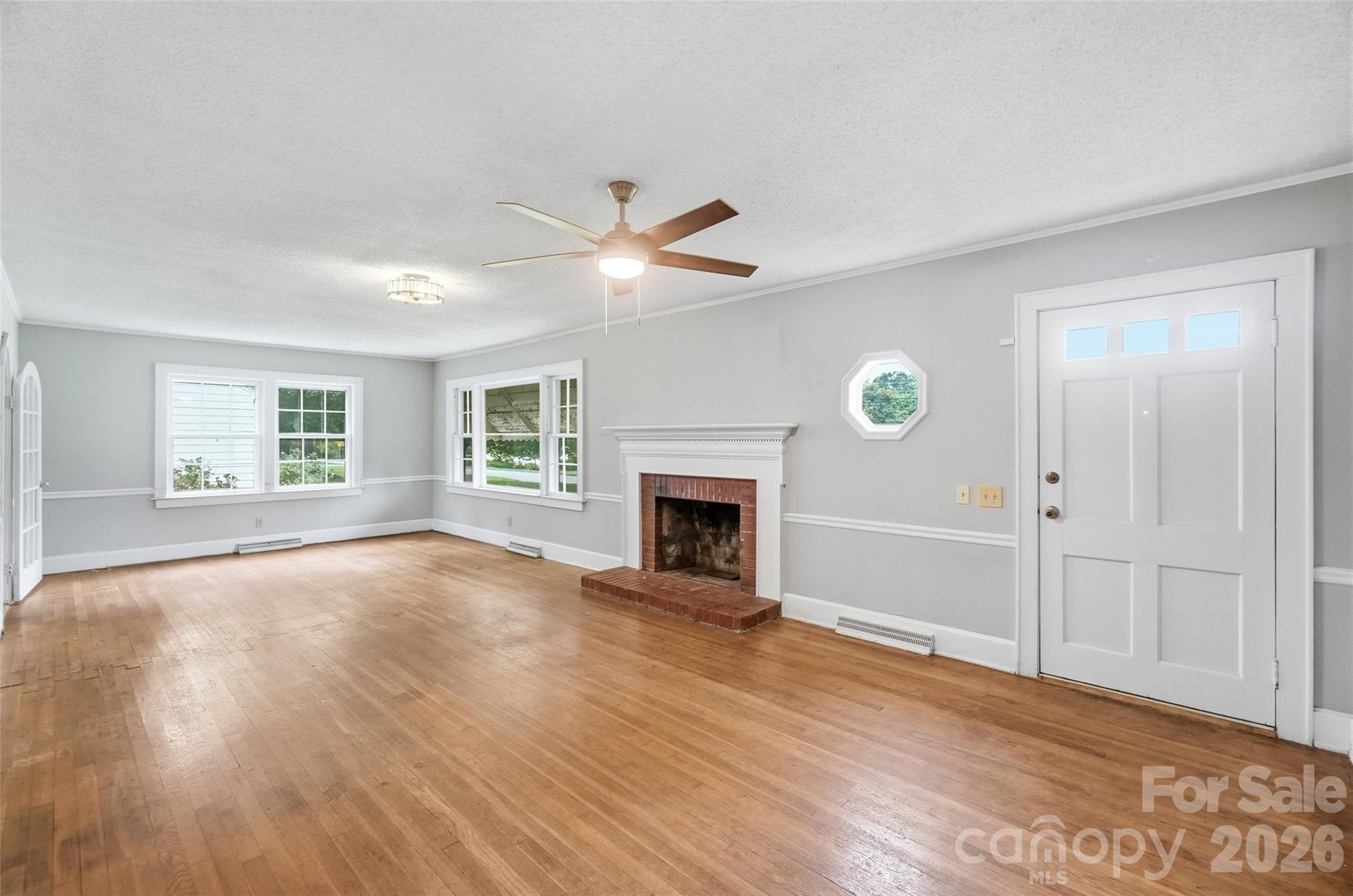 Single Family Residence at 2304 Mclean Street, Gastonia, photo 10 of 48