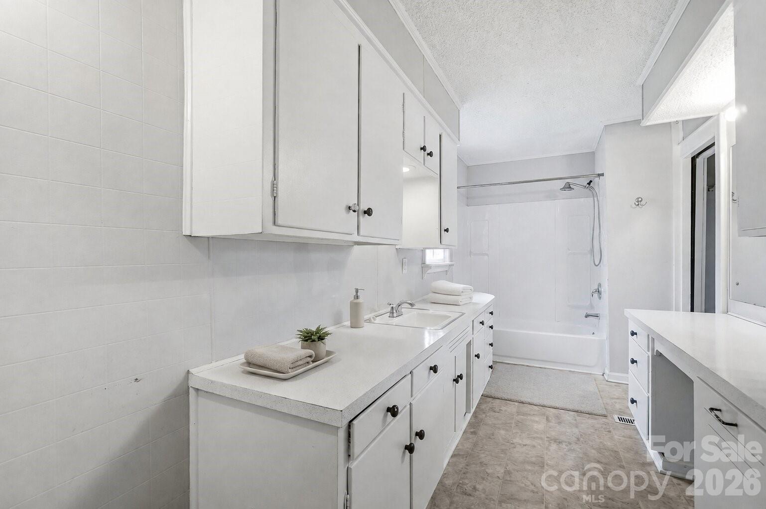 Virtually staged - 2304 Mclean Street, Gastonia