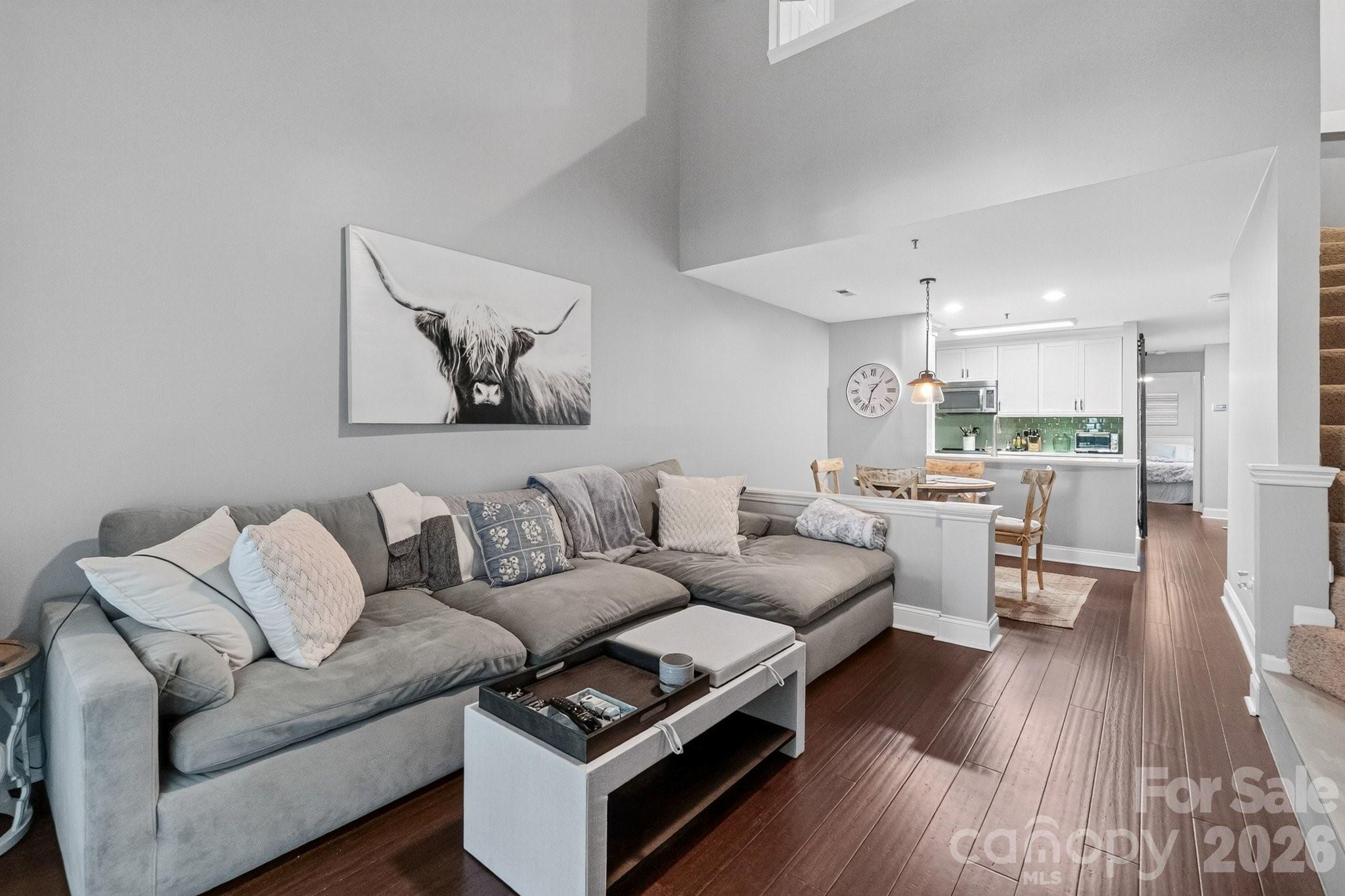 Condominium at 712 Southwest Drive, Davidson, photo 14 of 42