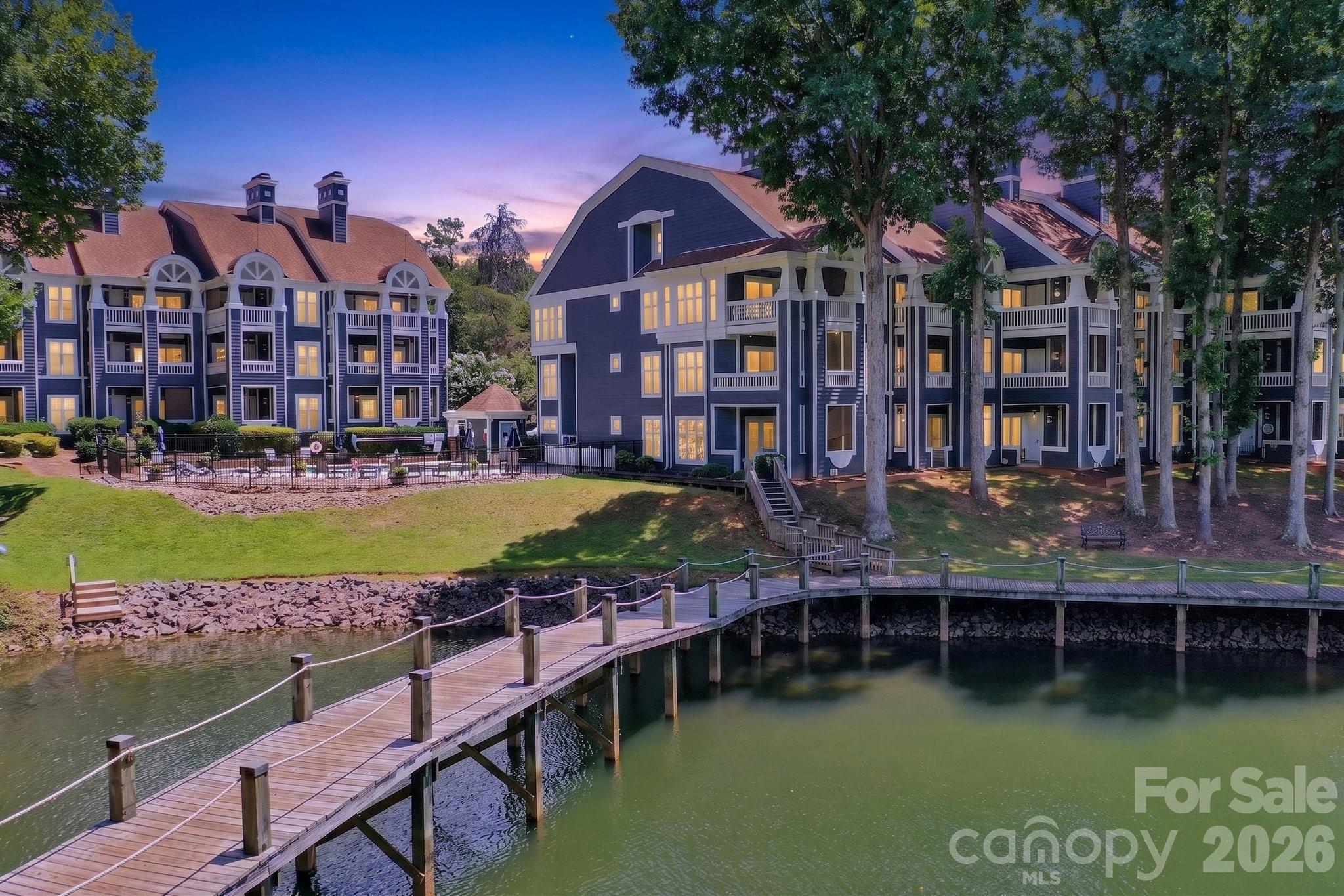 Condominium at 712 Southwest Drive, Davidson, photo 40 of 42