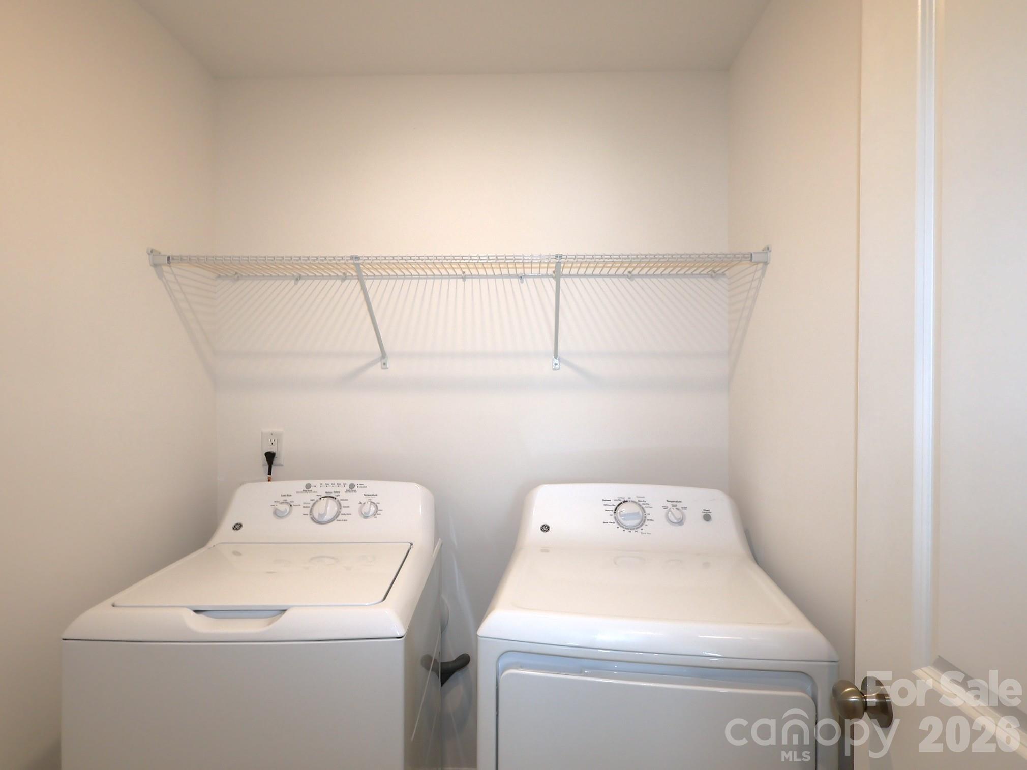 Laundry - 410 Hendley Drive, York