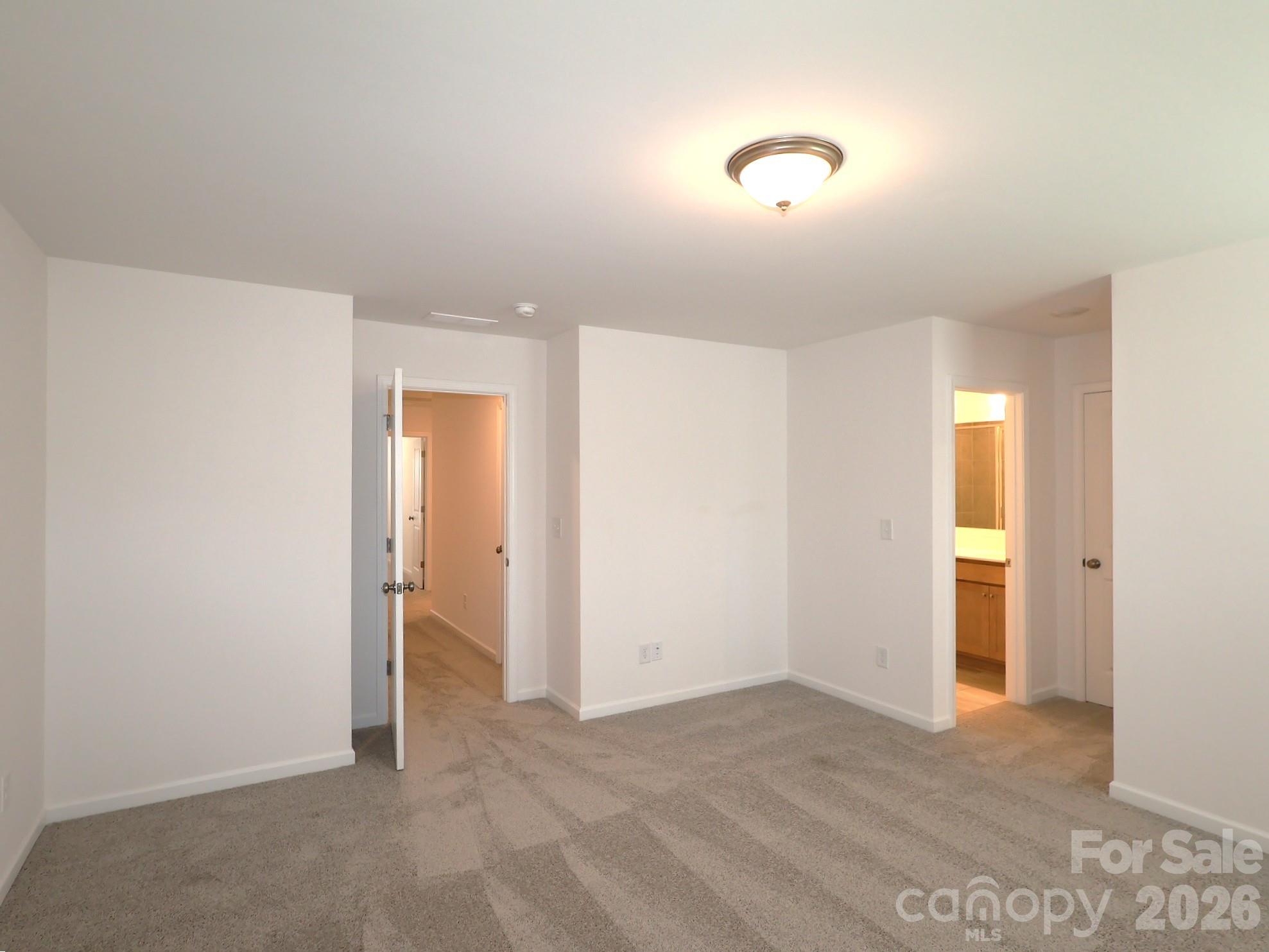 Owner's suite - 410 Hendley Drive, York
