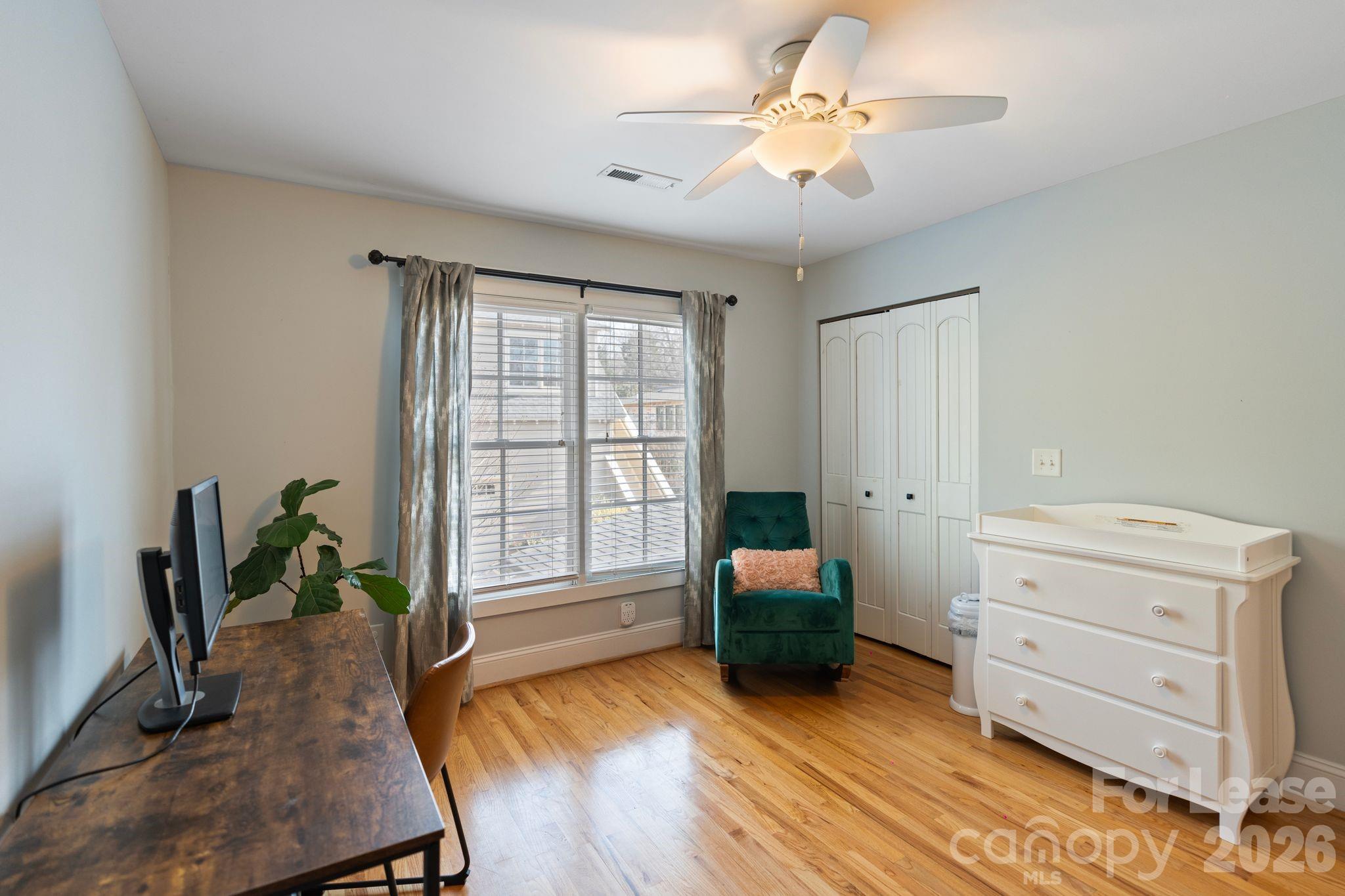 Bedroom on second - 425 Tremont Avenue E, Charlotte