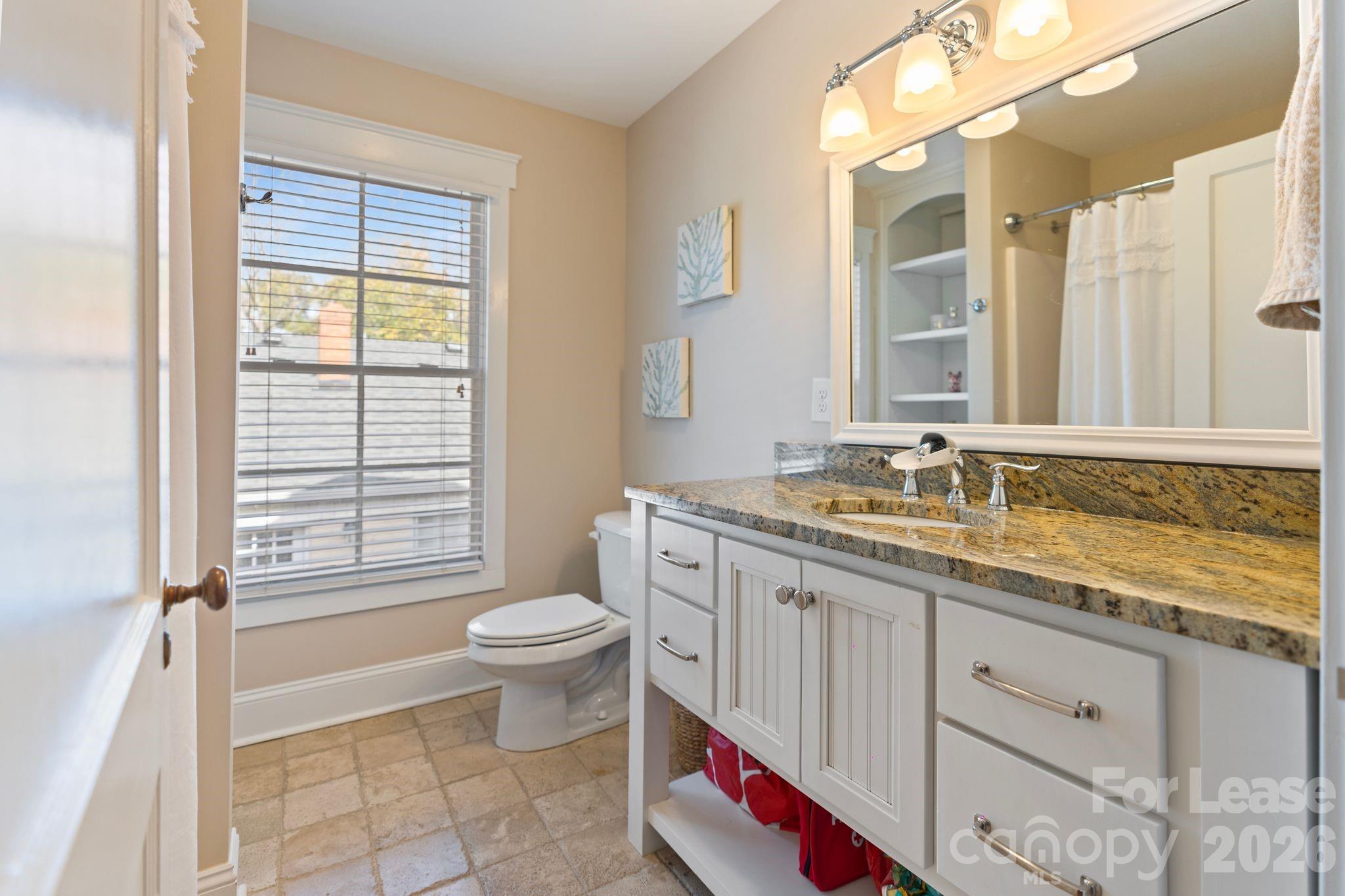 Full bath on second - 425 Tremont Avenue E, Charlotte