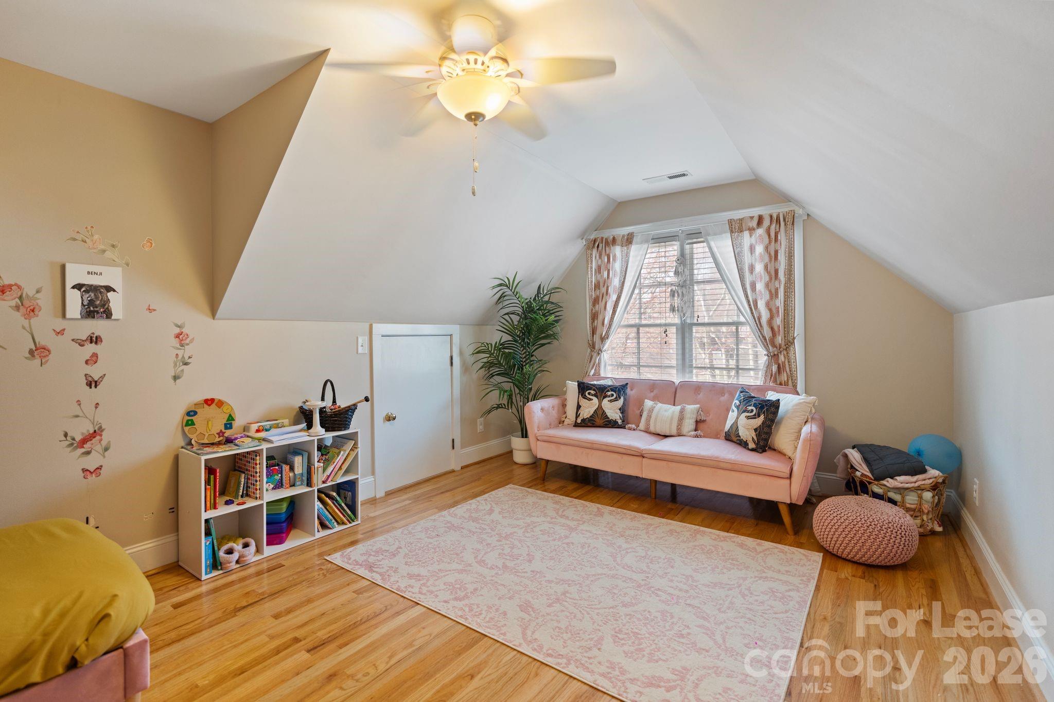 Bedroom on second - 425 Tremont Avenue E, Charlotte