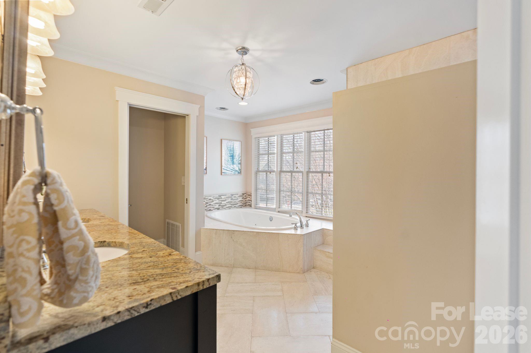 Primary bath - 425 Tremont Avenue E, Charlotte