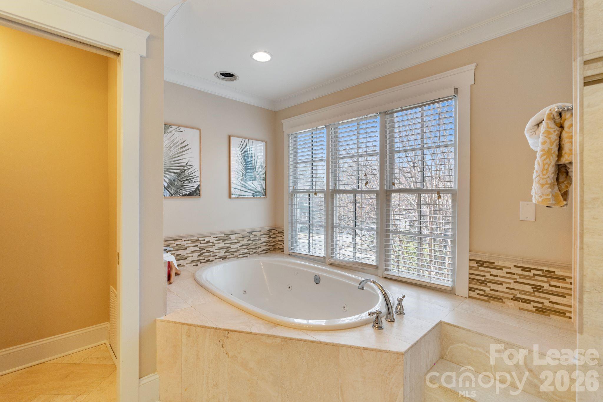 Primary bath - 425 Tremont Avenue E, Charlotte