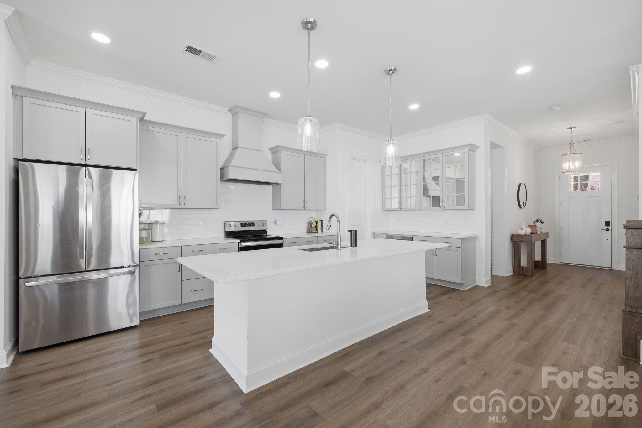 Single Family Residence at 4532 Stellata Loop, Sherrills Ford, photo 2 of 34