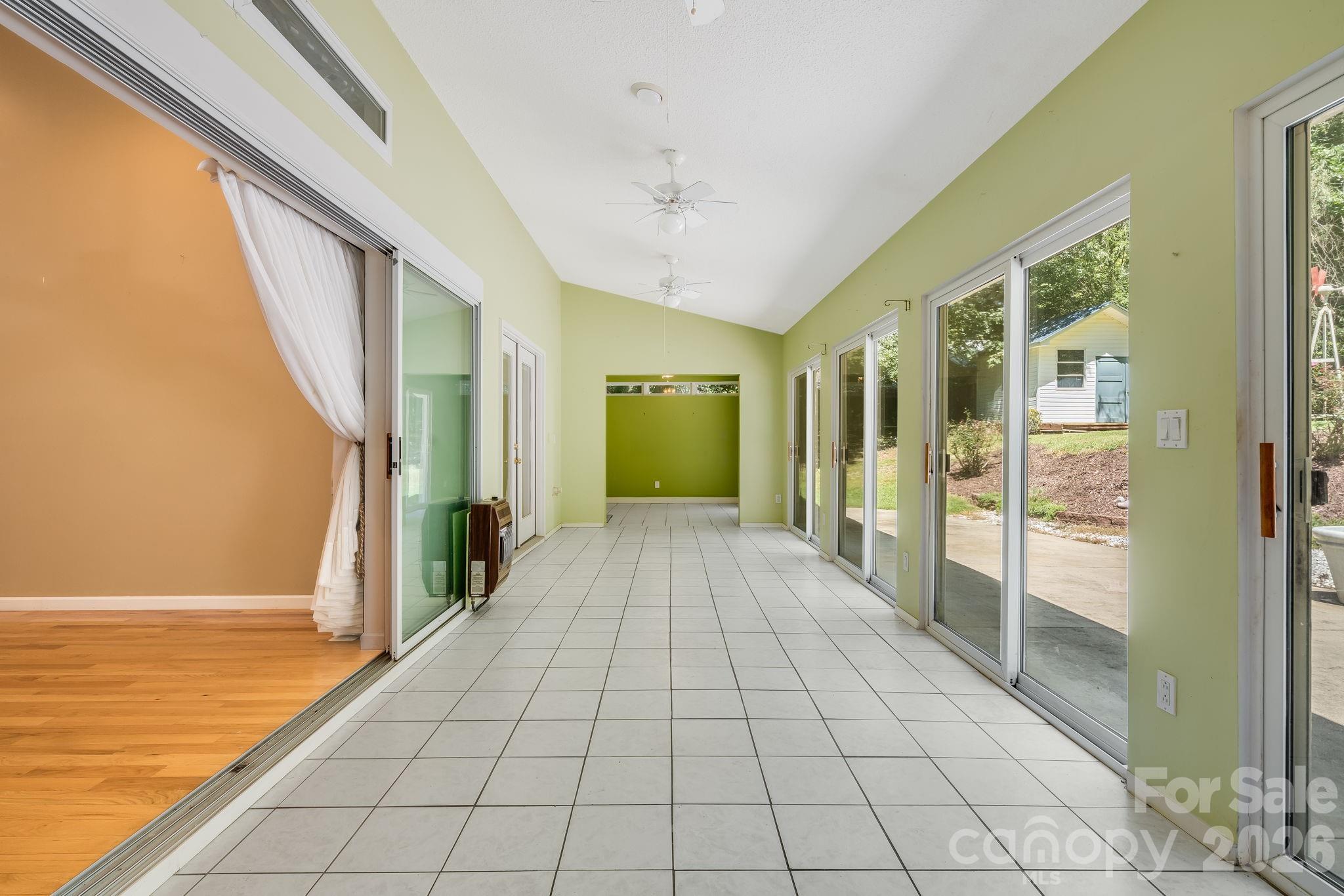 Spacious and Bright Sunroom! - 225 Arbor Lane, Hendersonville