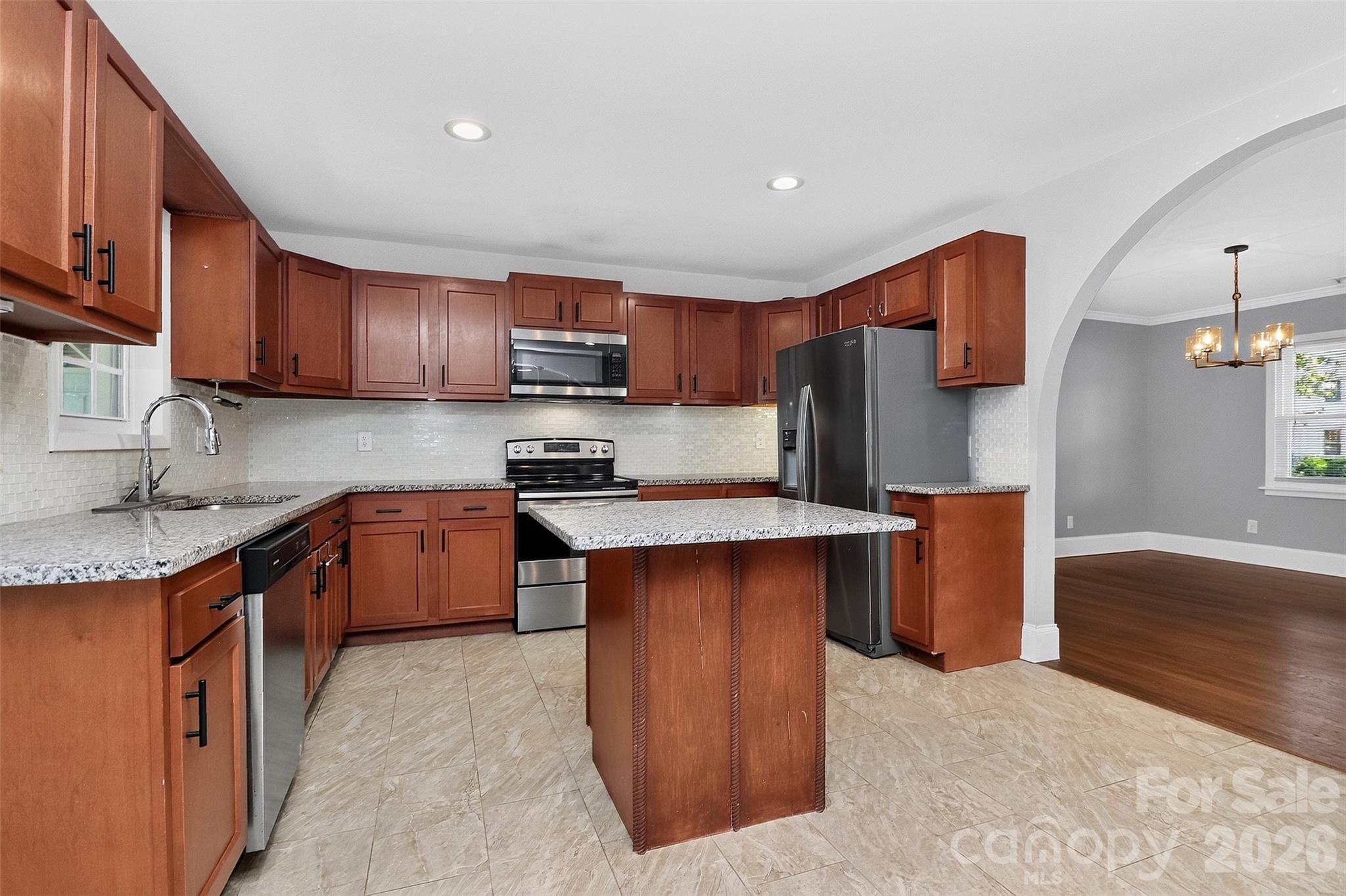 Kitchen - 704 Lancaster Avenue, Monroe
