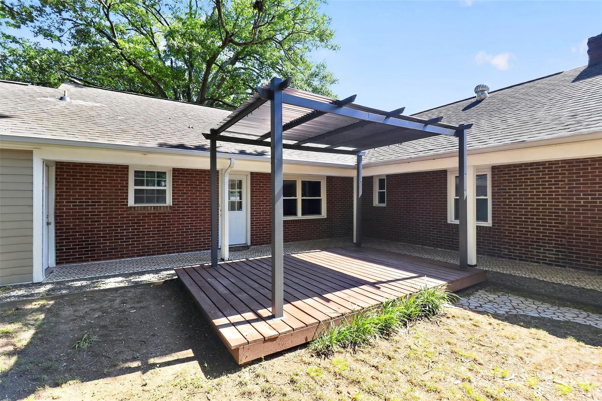 Backyard Pergola - 704 Lancaster Avenue, Monroe
