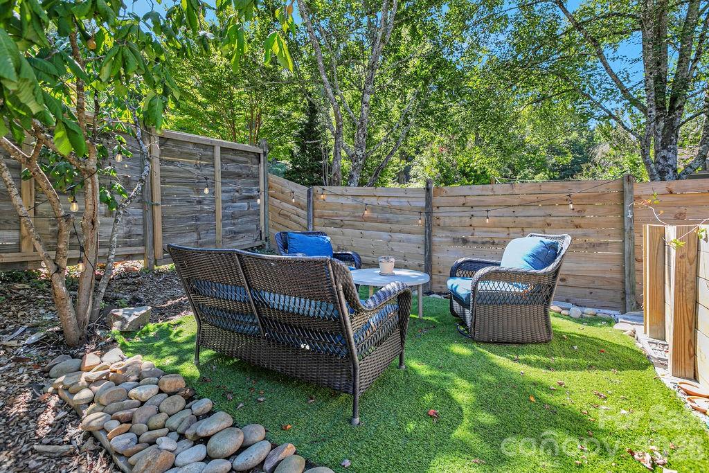 Great for Entertaining - 354 King Road, Pisgah Forest