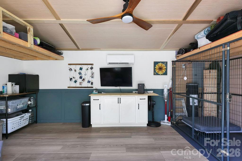 Great Space - 354 King Road, Pisgah Forest