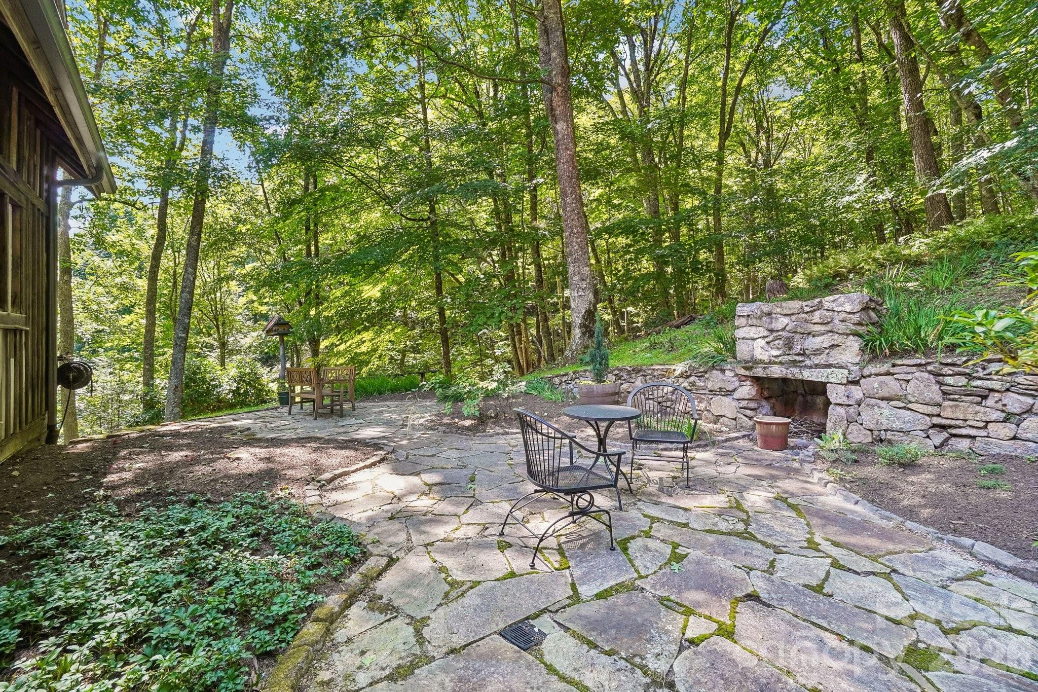 Stone Patio - 311 Wonderly Lane, Mars Hill
