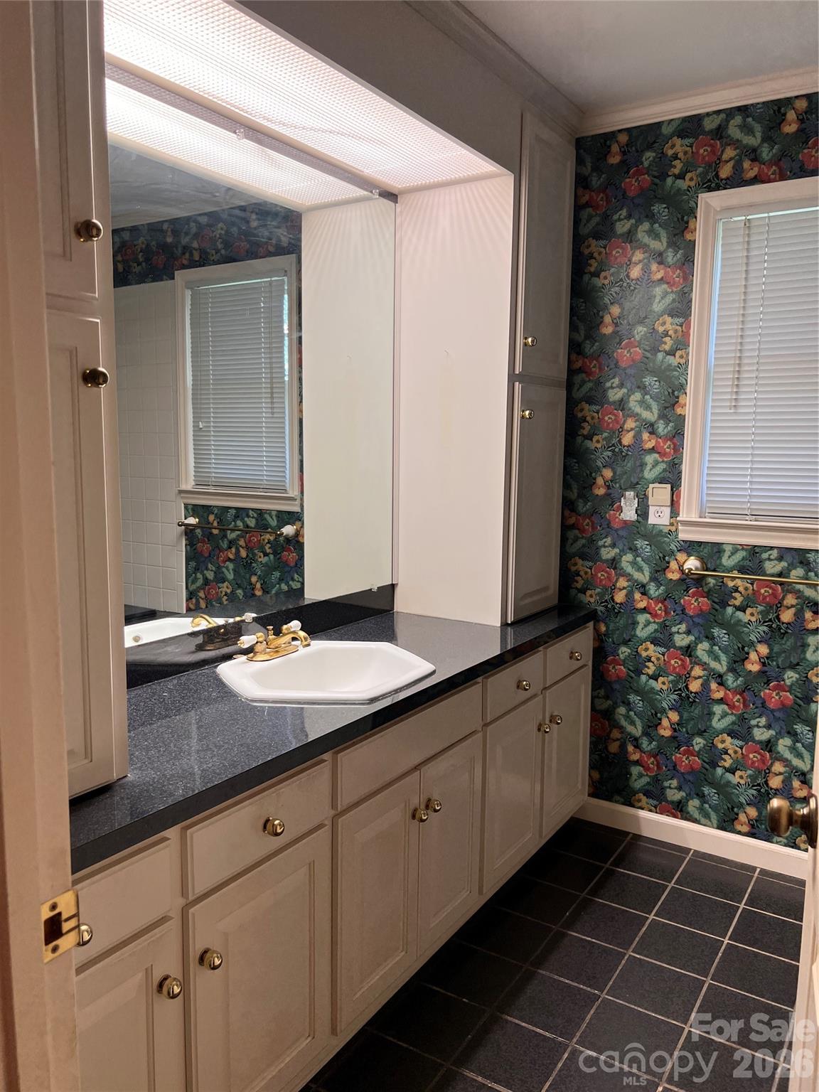 Single Family Residence at 3393 Anderson Mountain Road, Maiden, photo 16 of 26