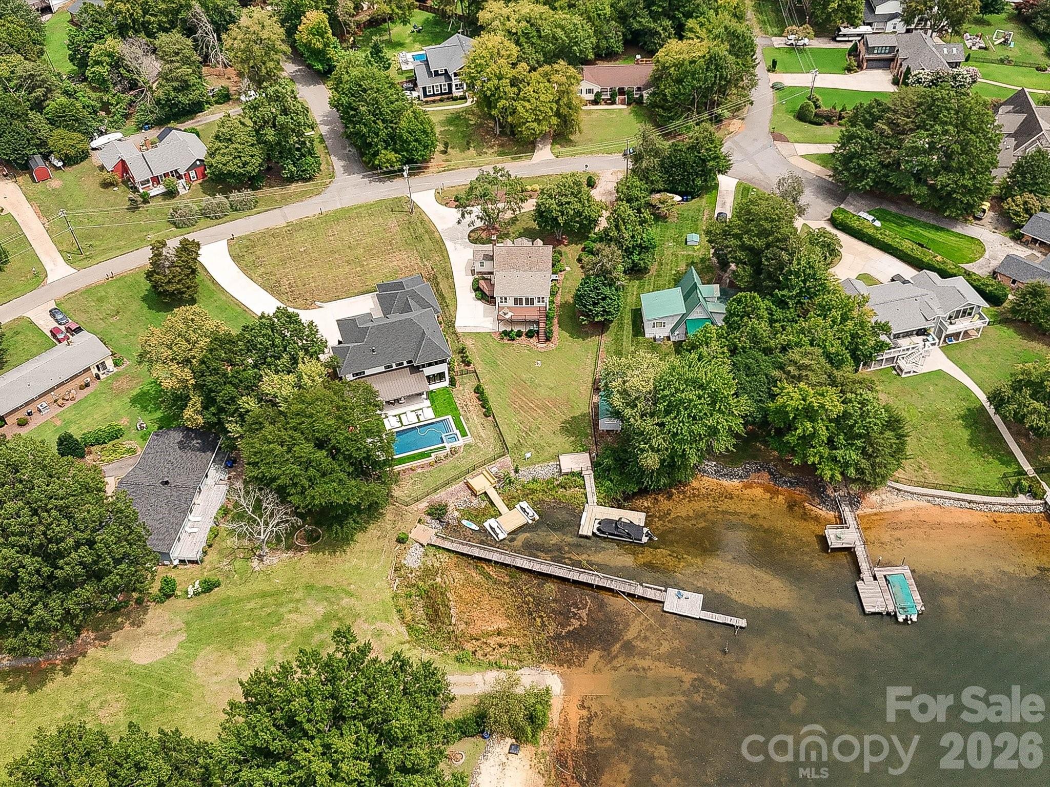 Set back in quiet cove! - 20845 Lagoona Drive, Cornelius