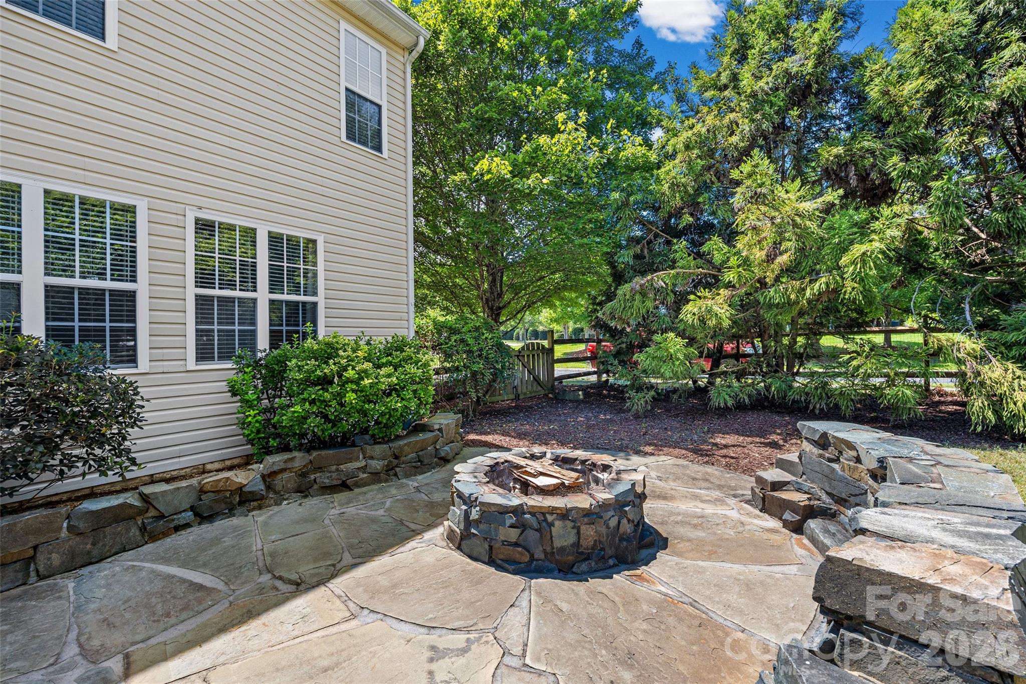 Firepit - 9118 Spratt Lane, Waxhaw