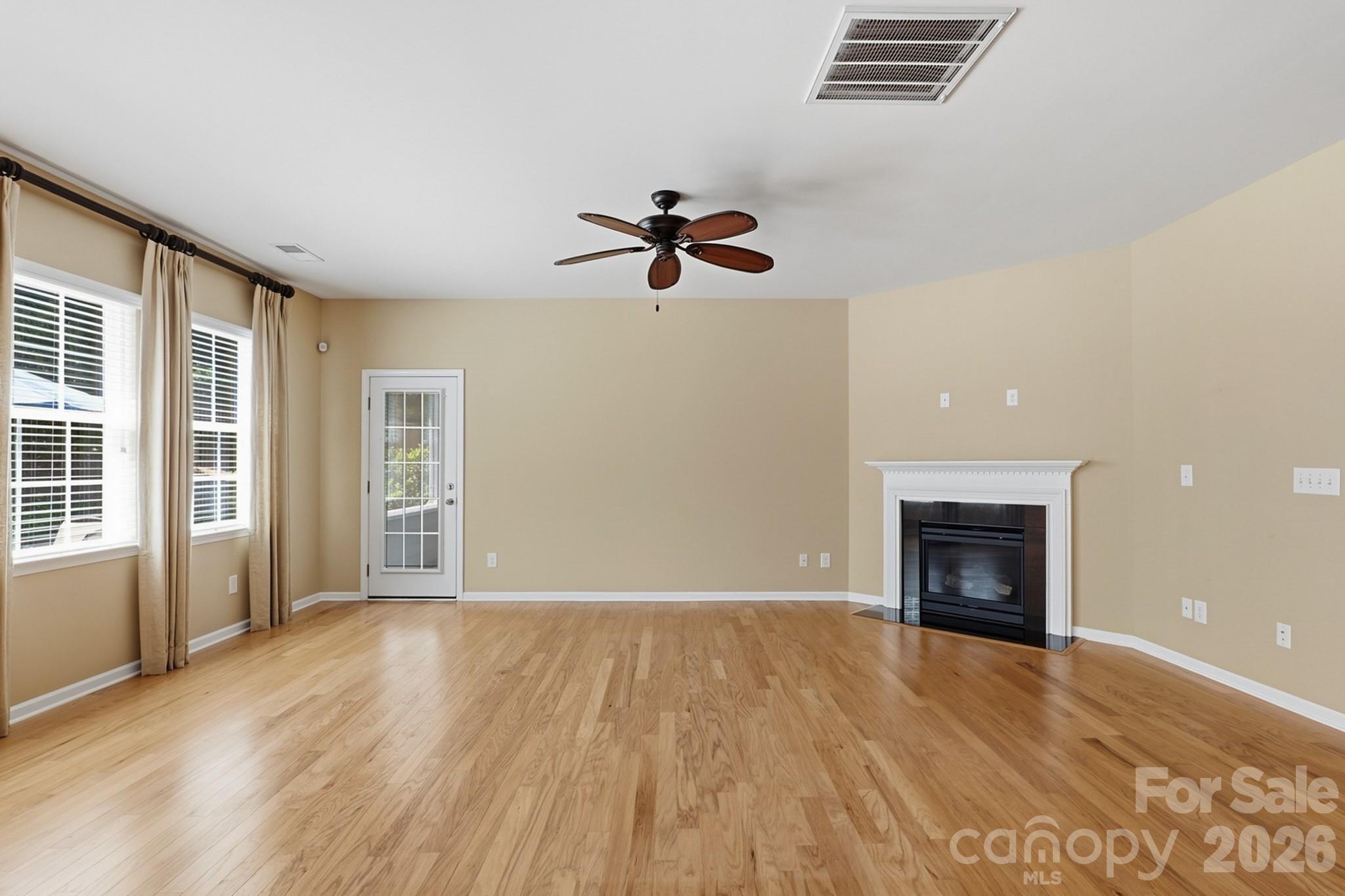 Open great room with gas fireplace - 4043 Perth Road, Indian Land