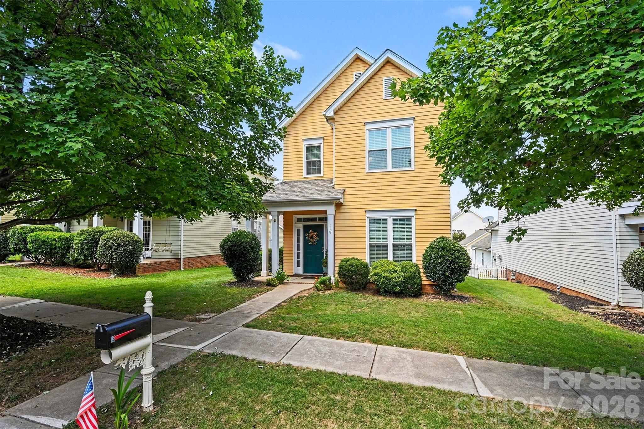 Single Family Residence at 119 E Decatur Avenue, Mooresville, photo 3 of 34