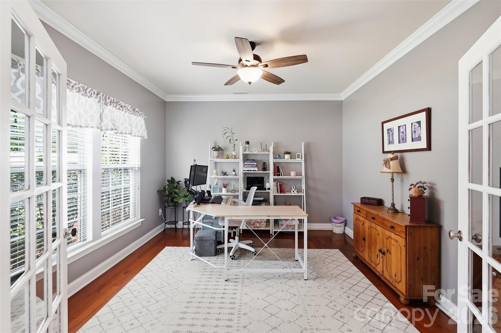 Single Family Residence at 6511 Fieldstone Manor Drive, Matthews, photo 2 of 32