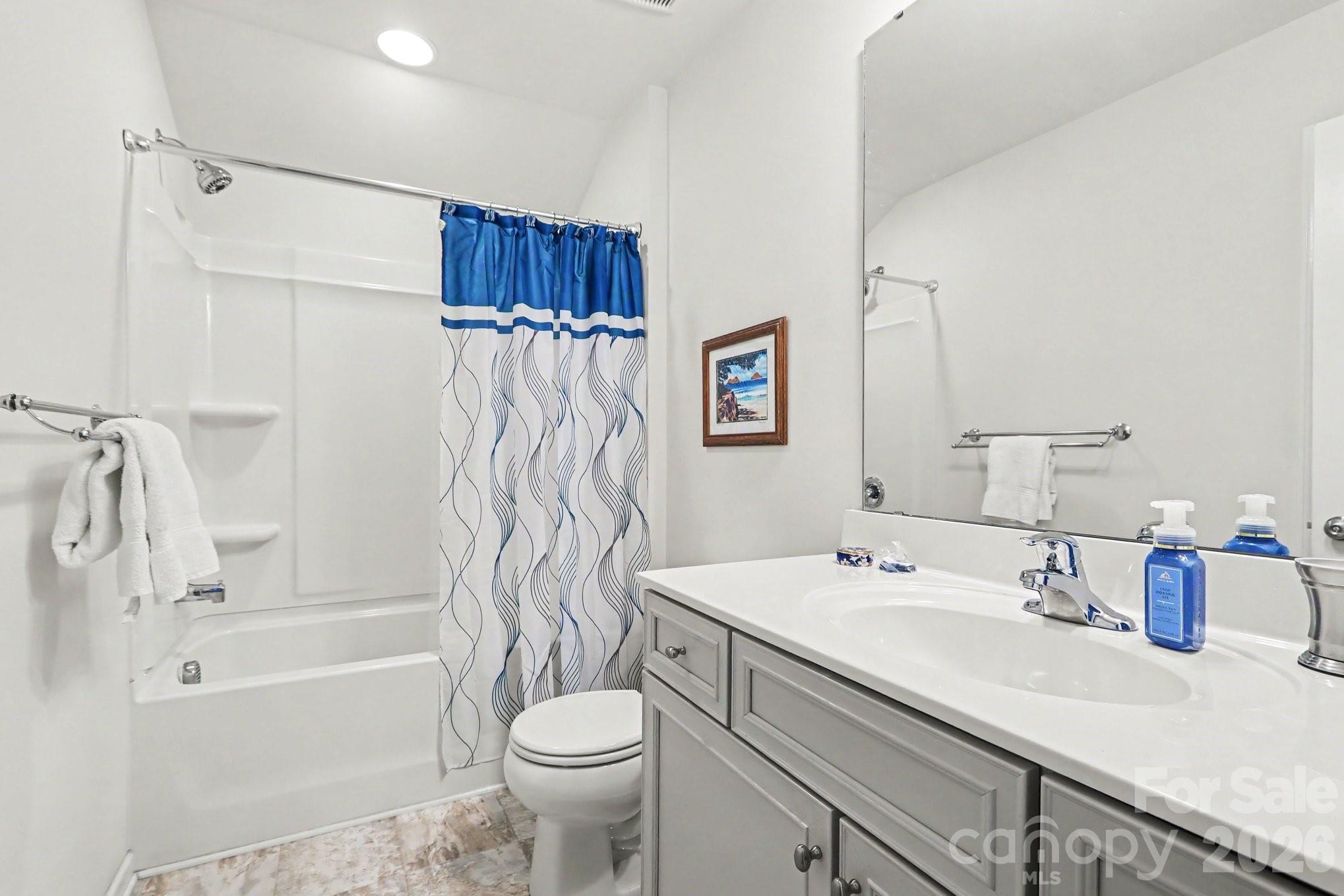 Single Family Residence at 14103 Magnolia Walk Drive, Huntersville, photo 20 of 25