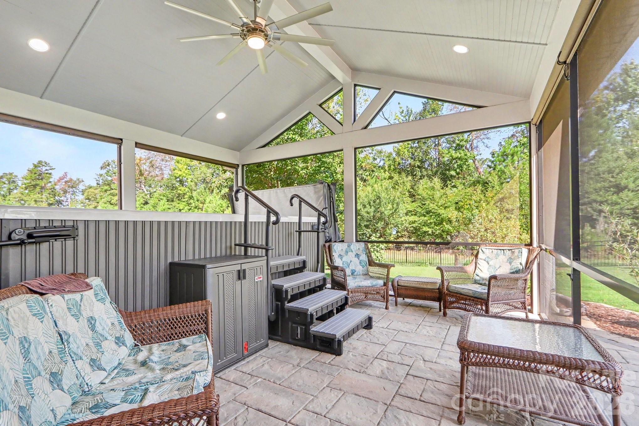 Single Family Residence at 14103 Magnolia Walk Drive, Huntersville, photo 22 of 25