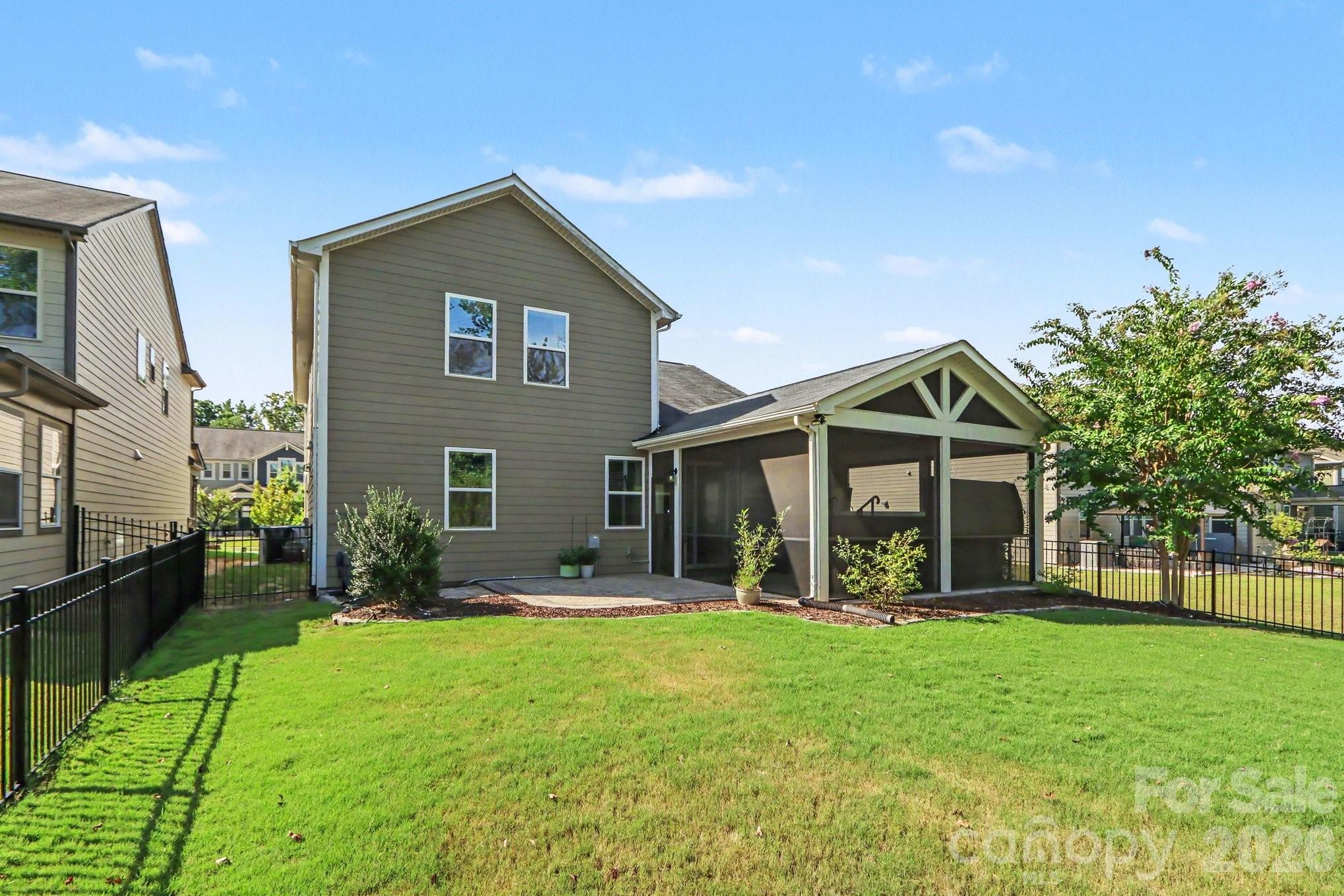Single Family Residence at 14103 Magnolia Walk Drive, Huntersville, photo 25 of 25