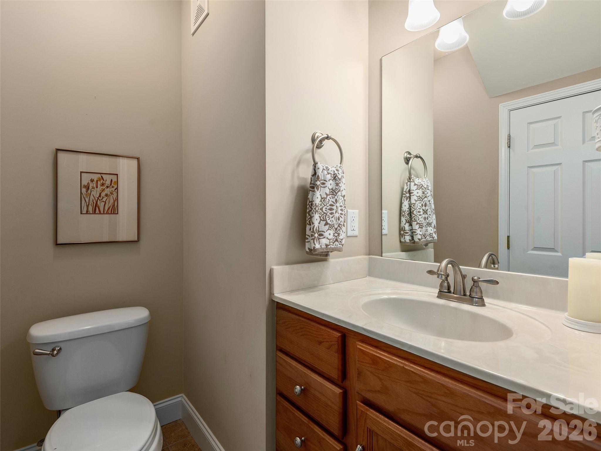 Single Family Residence at 4 Lancaster Lane, Weaverville, photo 11 of 22