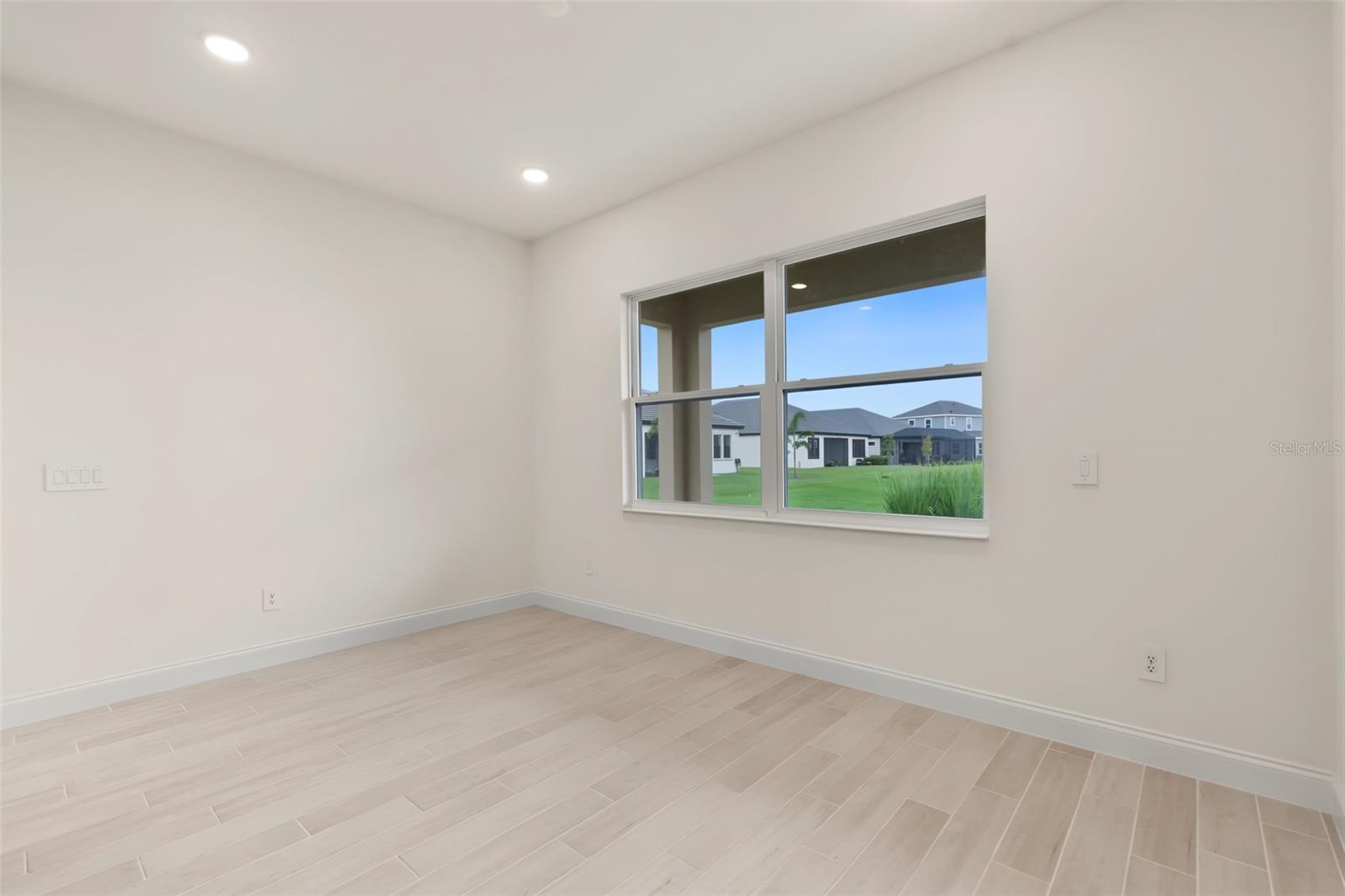 Single Family Residence at 2302 LONE TREE BEND, ZEPHYRHILLS, photo 22 of 24