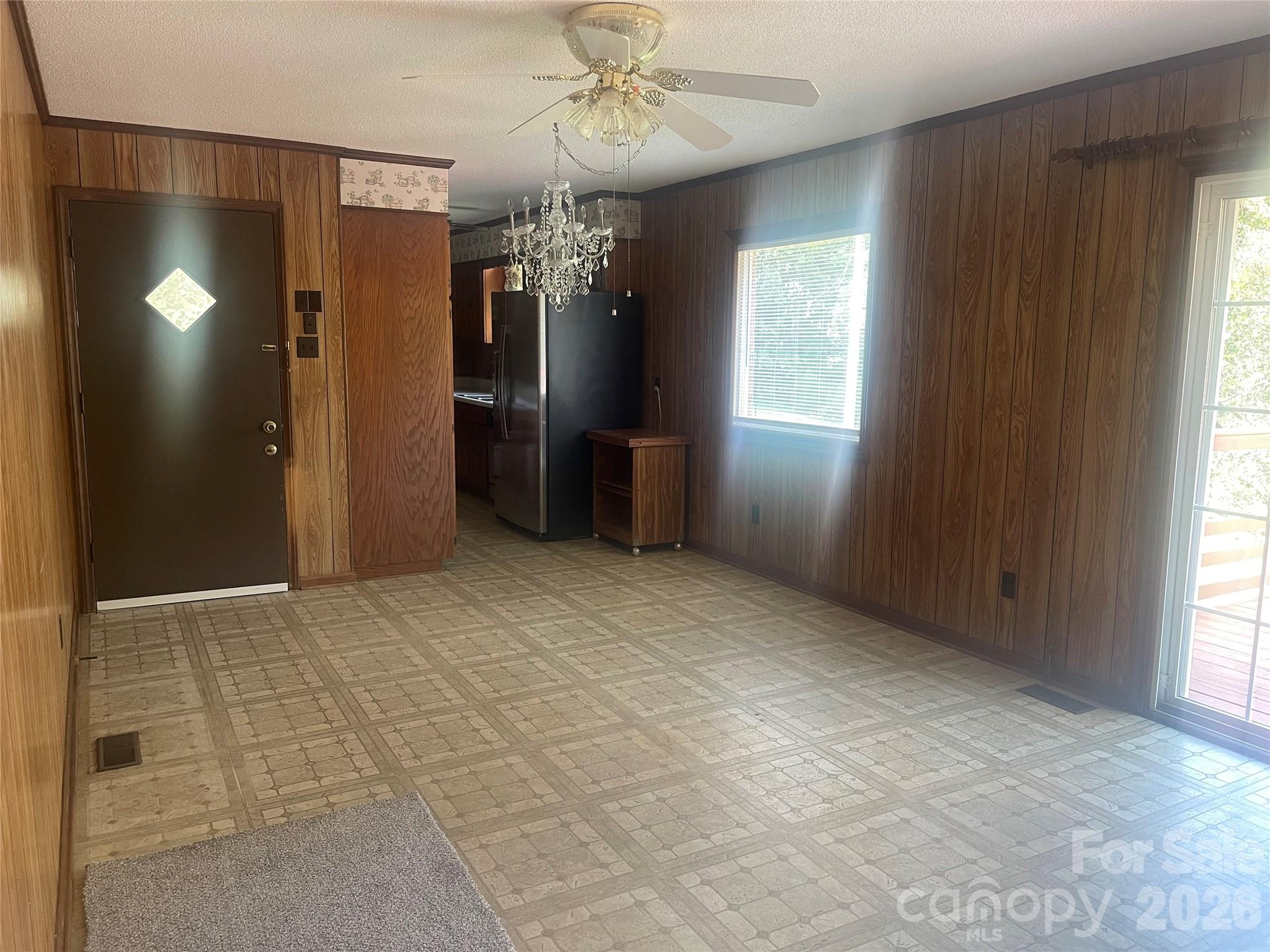Single Family Residence at 187 River Hills Drive, Forest City, photo 11 of 25