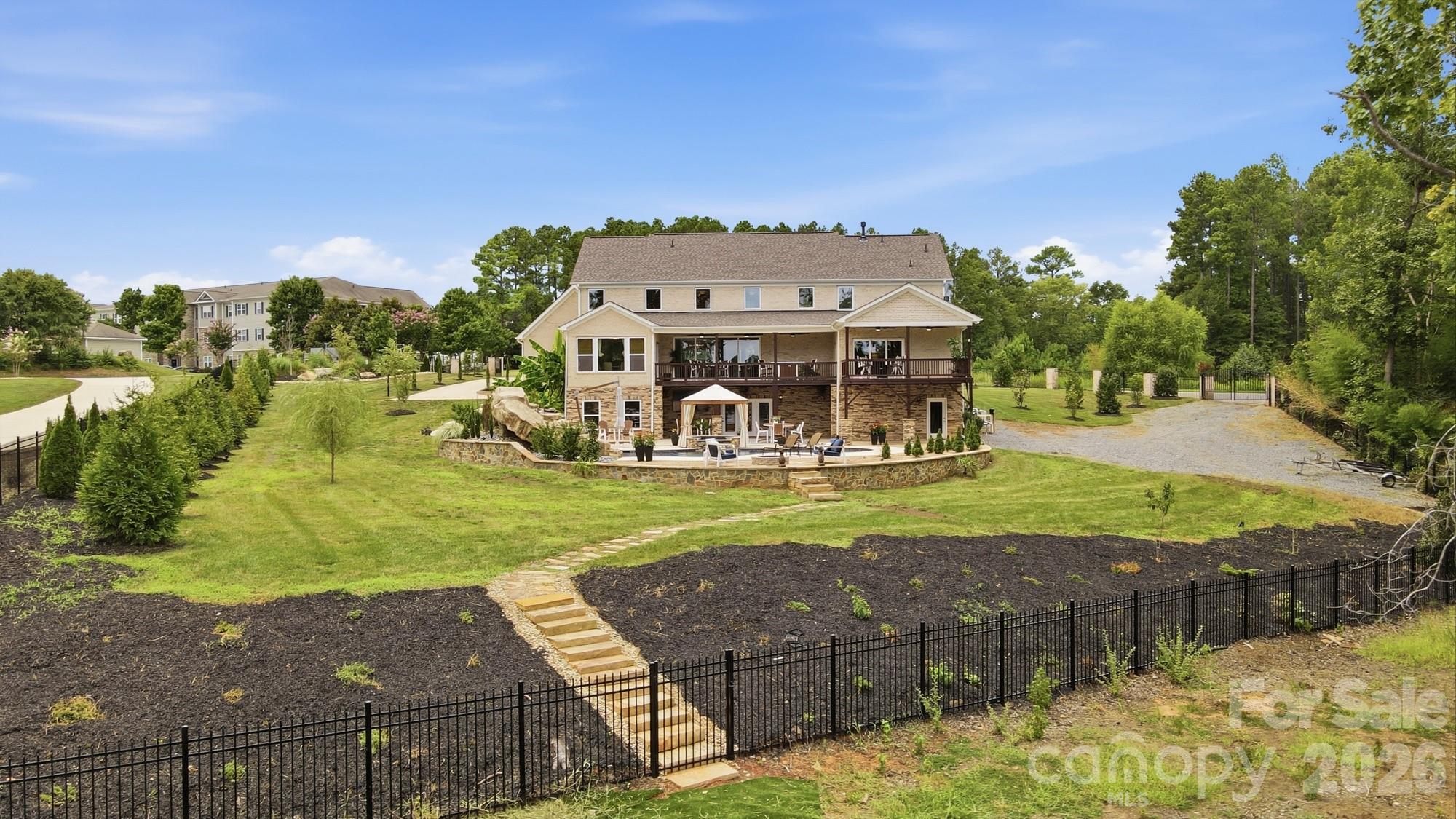 Single Family Residence at 1920 Marlin Drive, Lake Wylie, photo 6 of 48