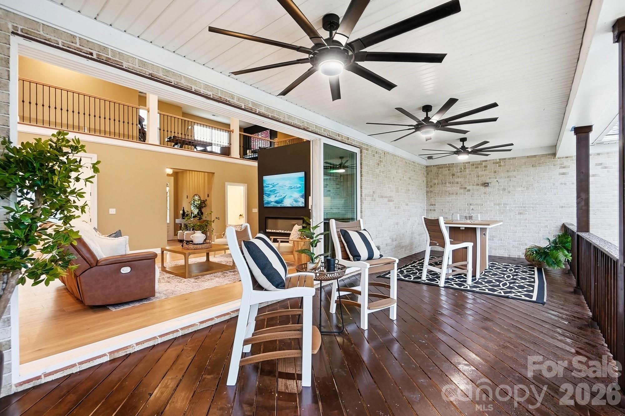 Single Family Residence at 1920 Marlin Drive, Lake Wylie, photo 24 of 48