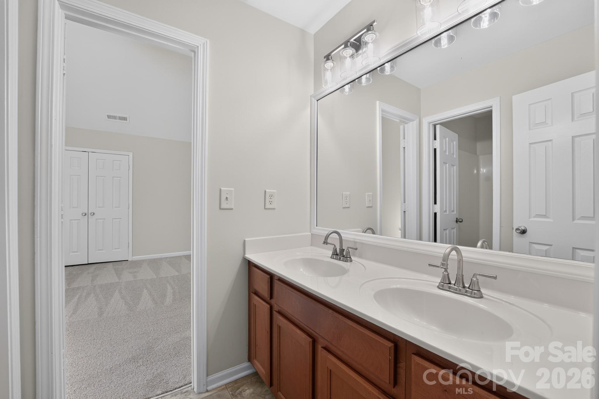 Single Family Residence at 3006 Royal Troon Drive, Matthews, photo 18 of 26