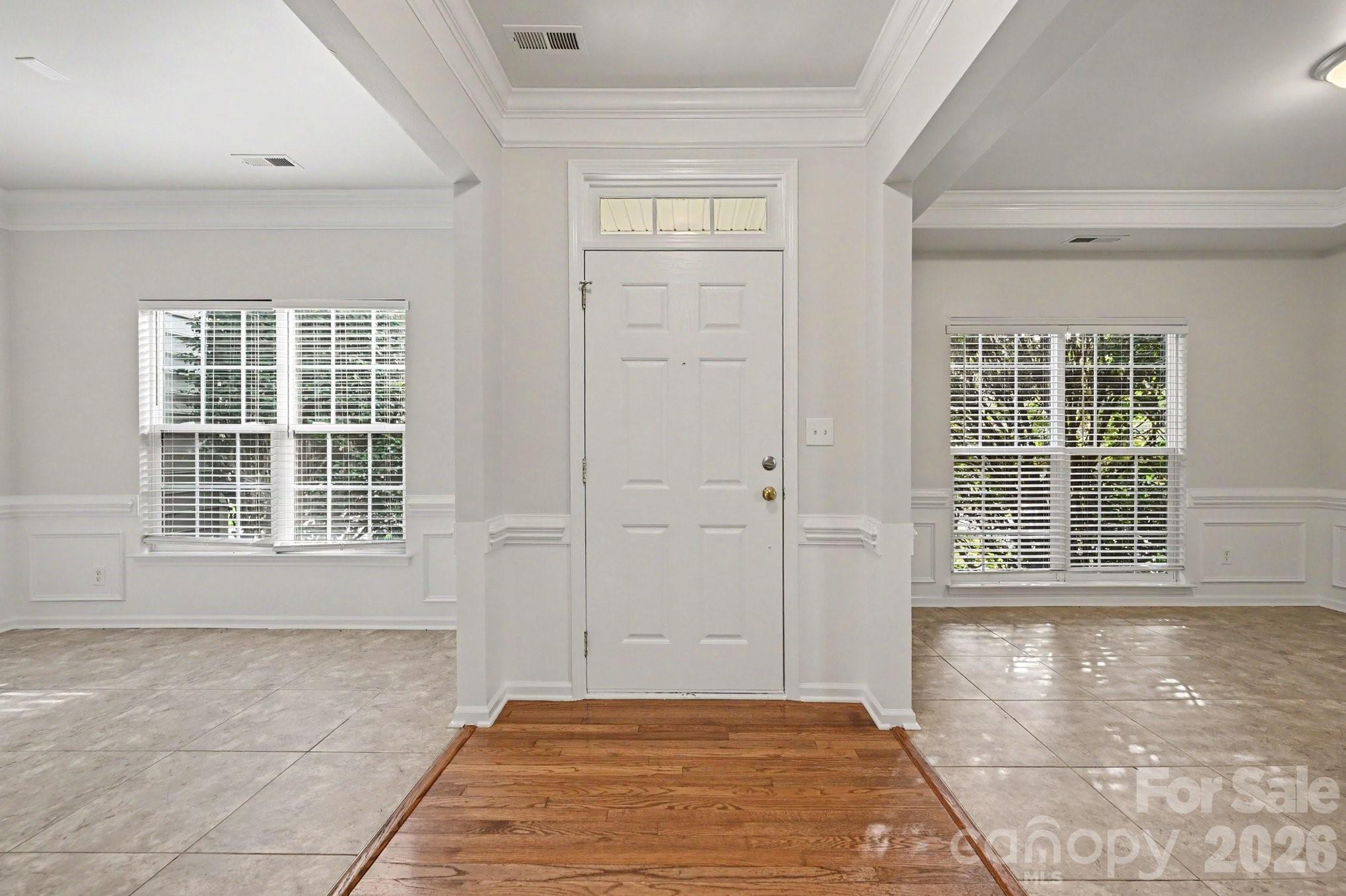 Single Family Residence at 400 Amersham Lane, Waxhaw, photo 3 of 23