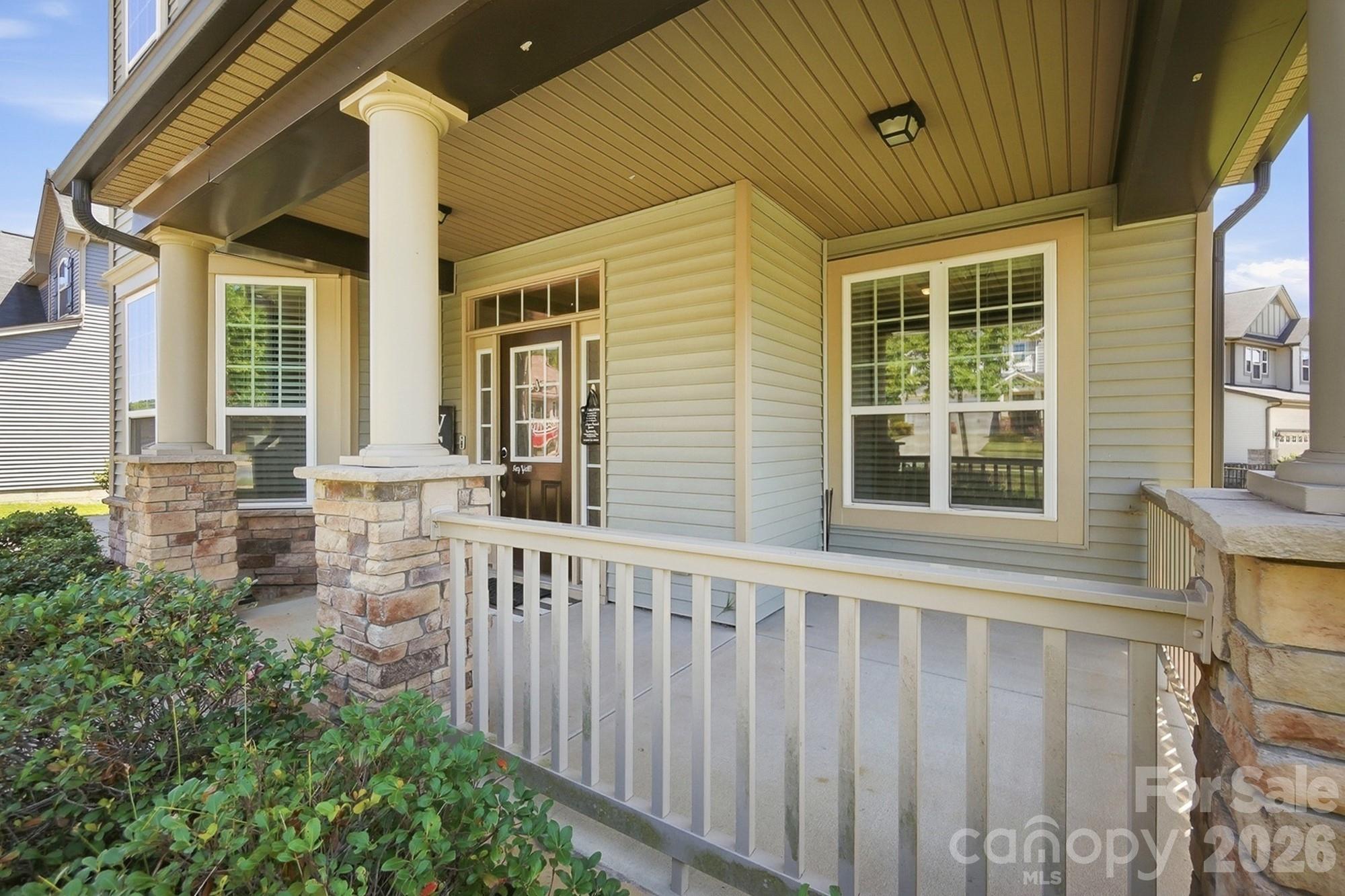Single Family Residence at 10125 Castlebrooke Drive, Concord, photo 3 of 48