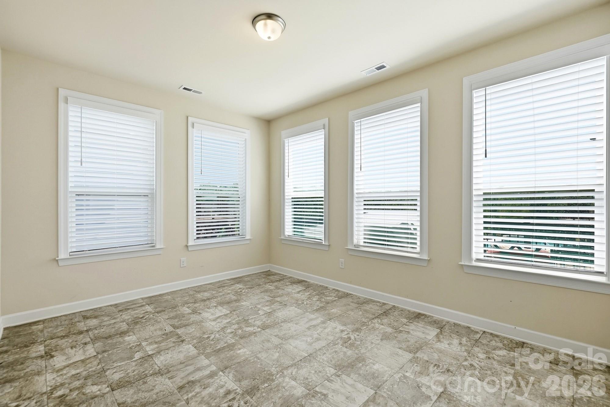 Single Family Residence at 10125 Castlebrooke Drive, Concord, photo 17 of 48