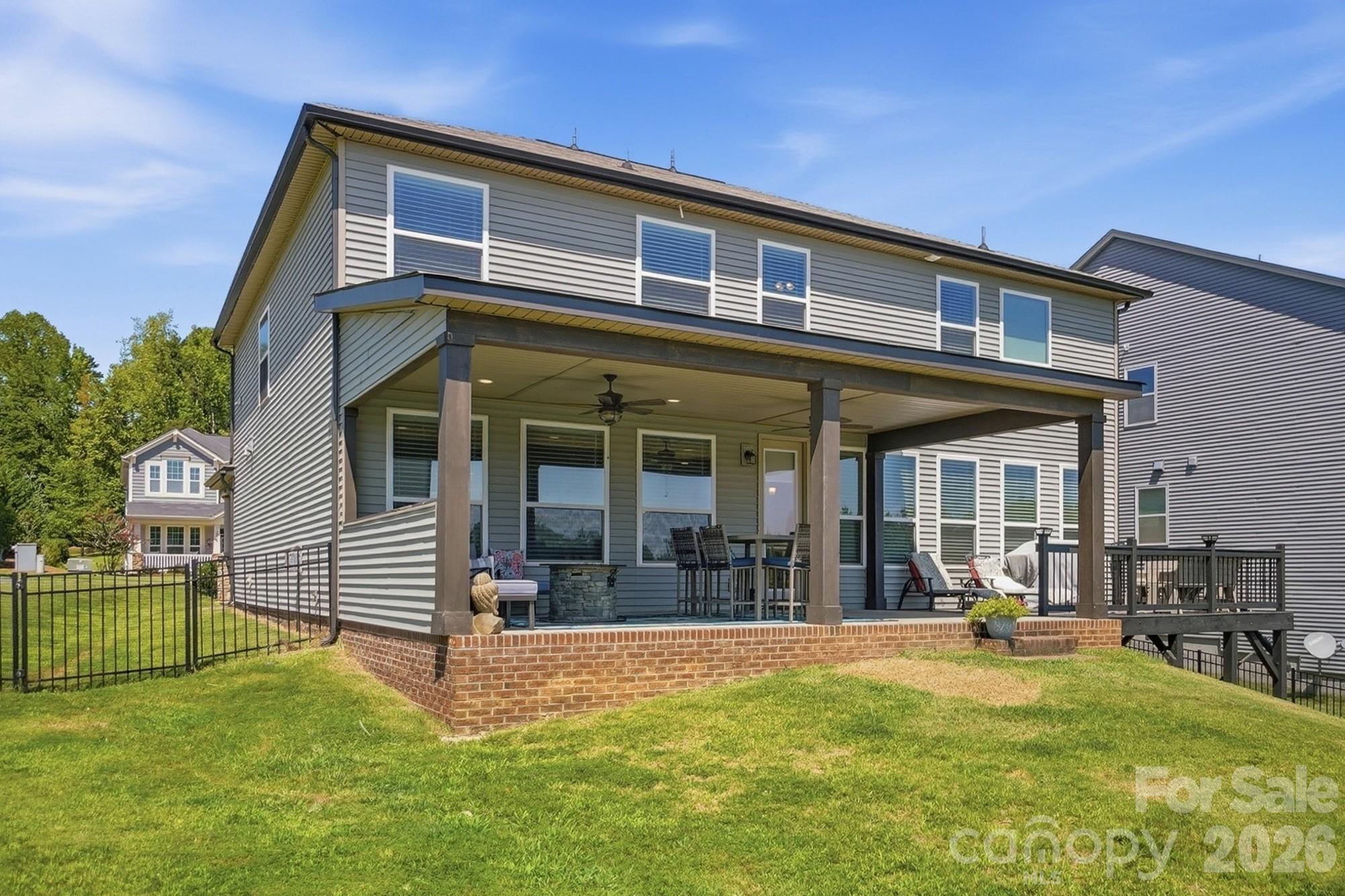 Single Family Residence at 10125 Castlebrooke Drive, Concord, photo 45 of 48