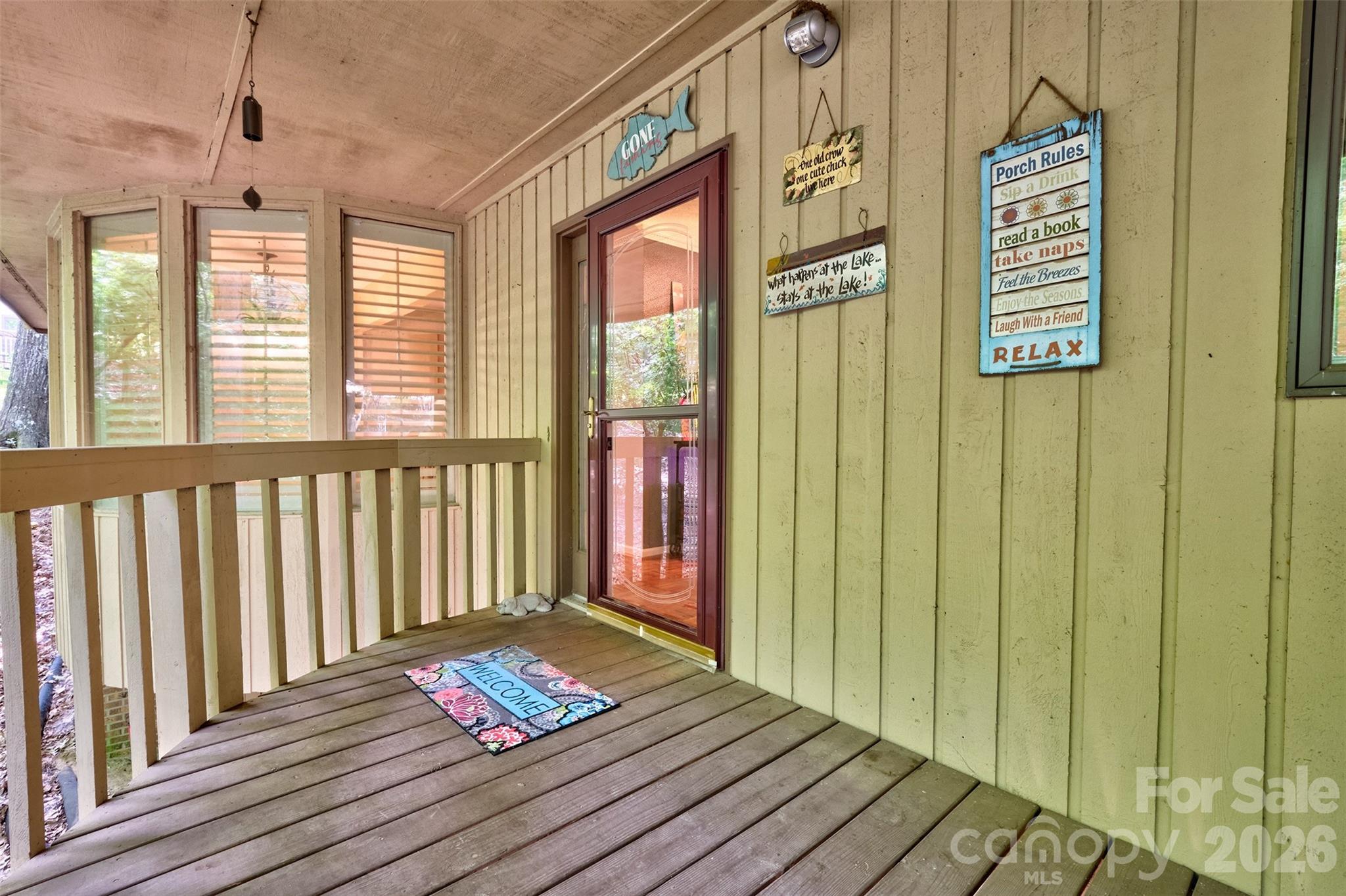 Single Family Residence at 9 Cove Road, Lake Wylie, photo 3 of 48