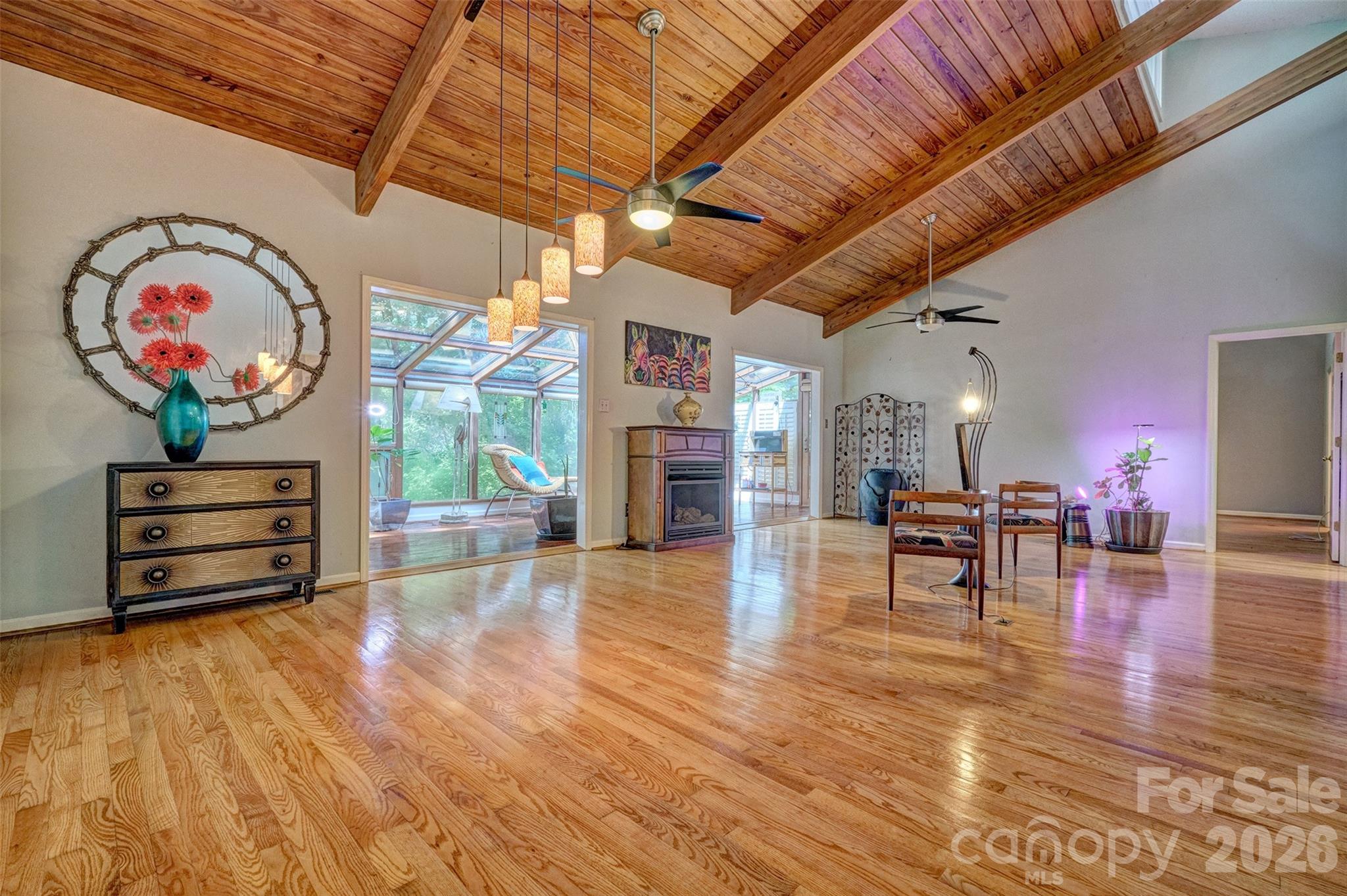 Single Family Residence at 9 Cove Road, Lake Wylie, photo 6 of 48
