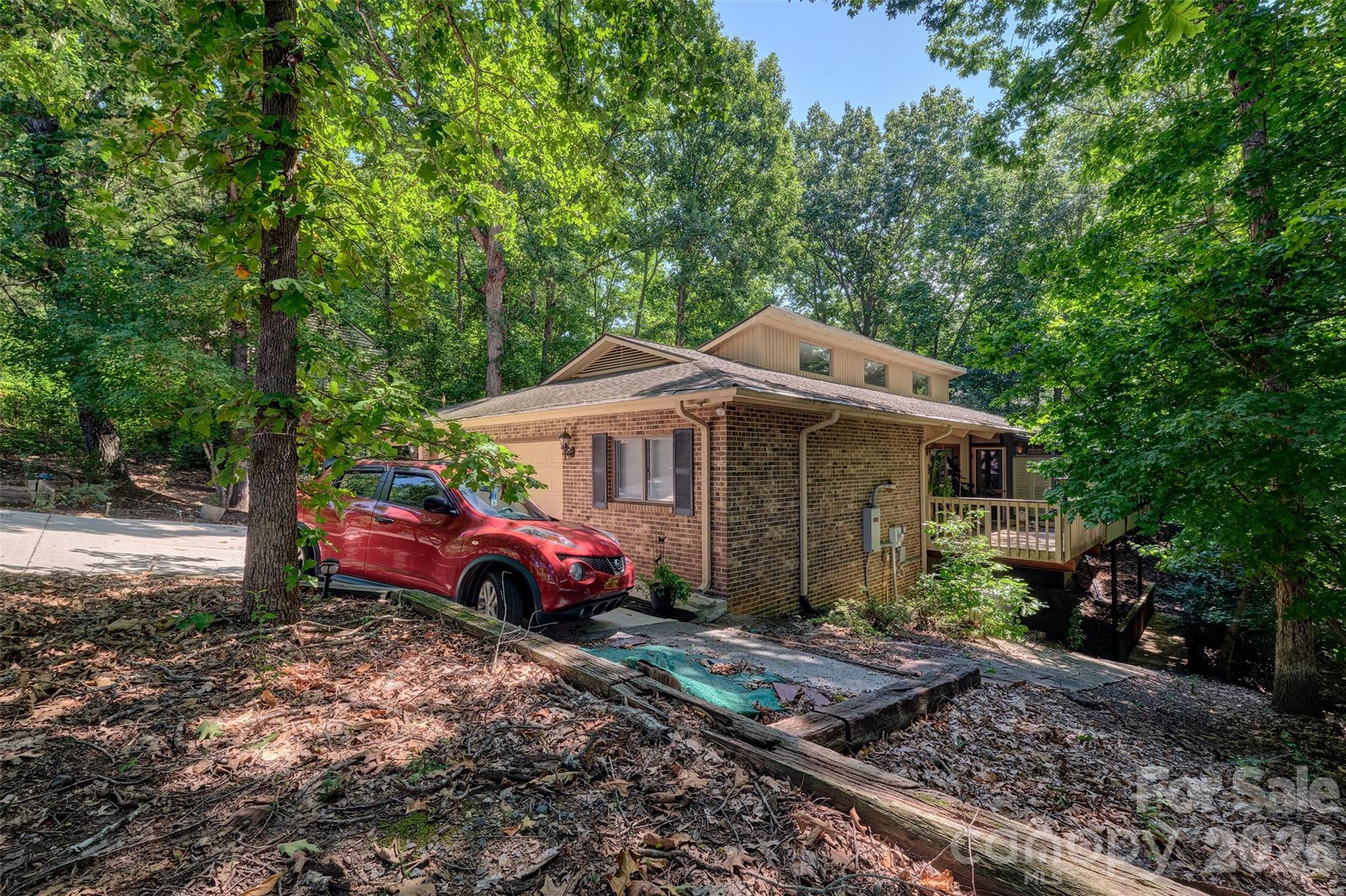 Single Family Residence at 9 Cove Road, Lake Wylie, photo 29 of 48