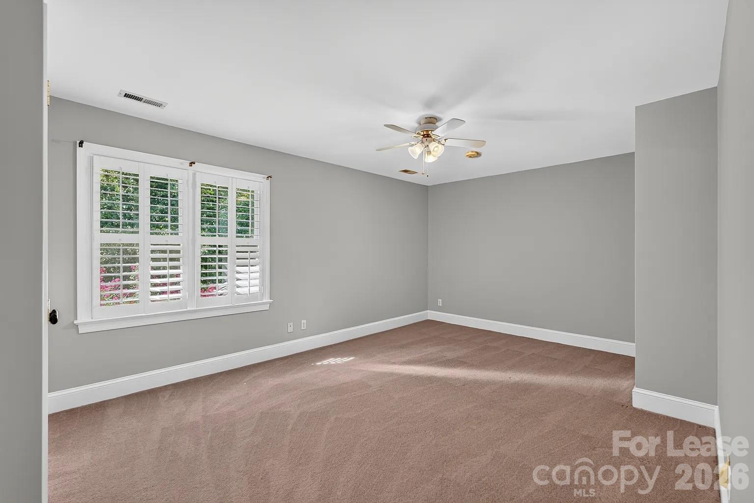 Single Family Residence at 4811 Old Course Drive, Charlotte, photo 37 of 48