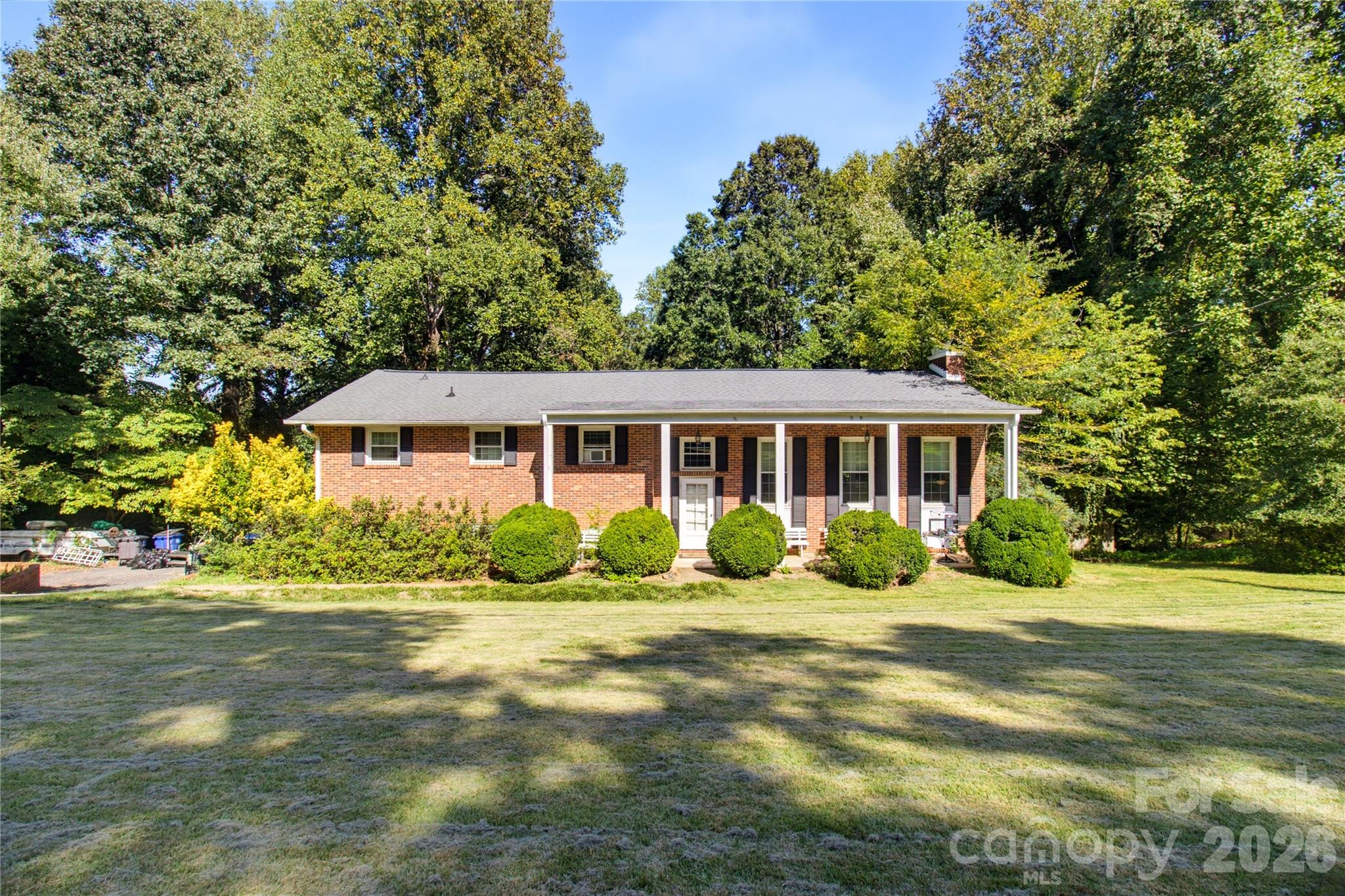 5675 Sweetbriar Road
