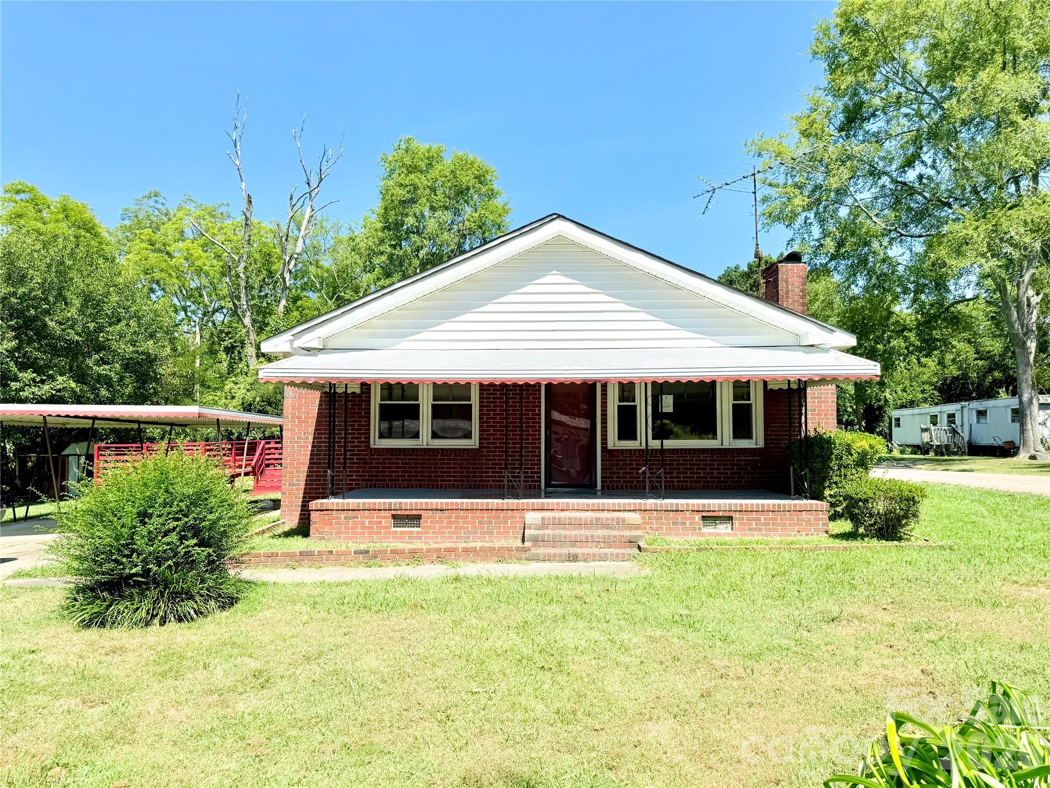 Single Family Residence at 213 Jewel Street, Chester