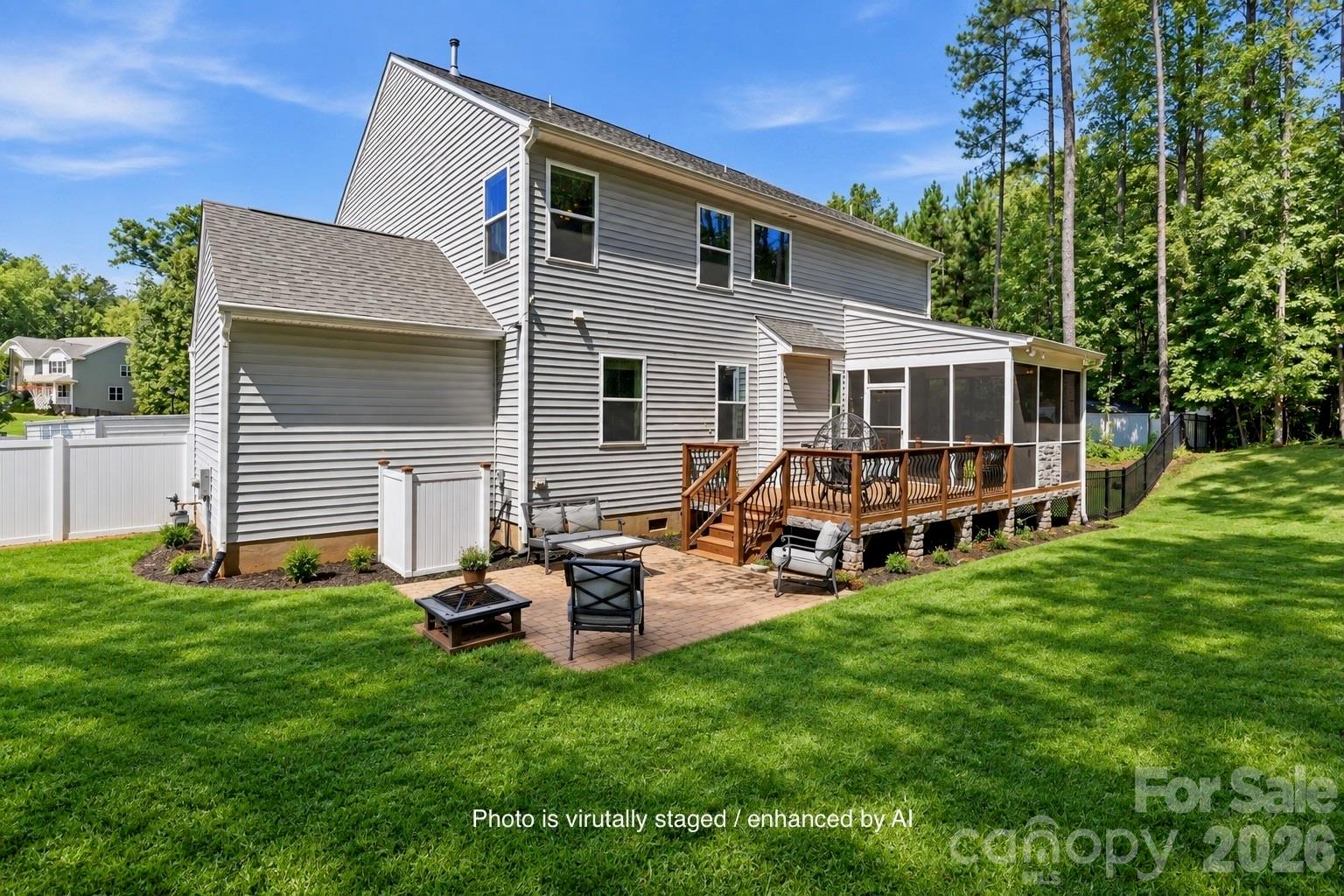 Single Family Residence at 607 Winter Walk Lane, Lake Wylie, photo 35 of 41