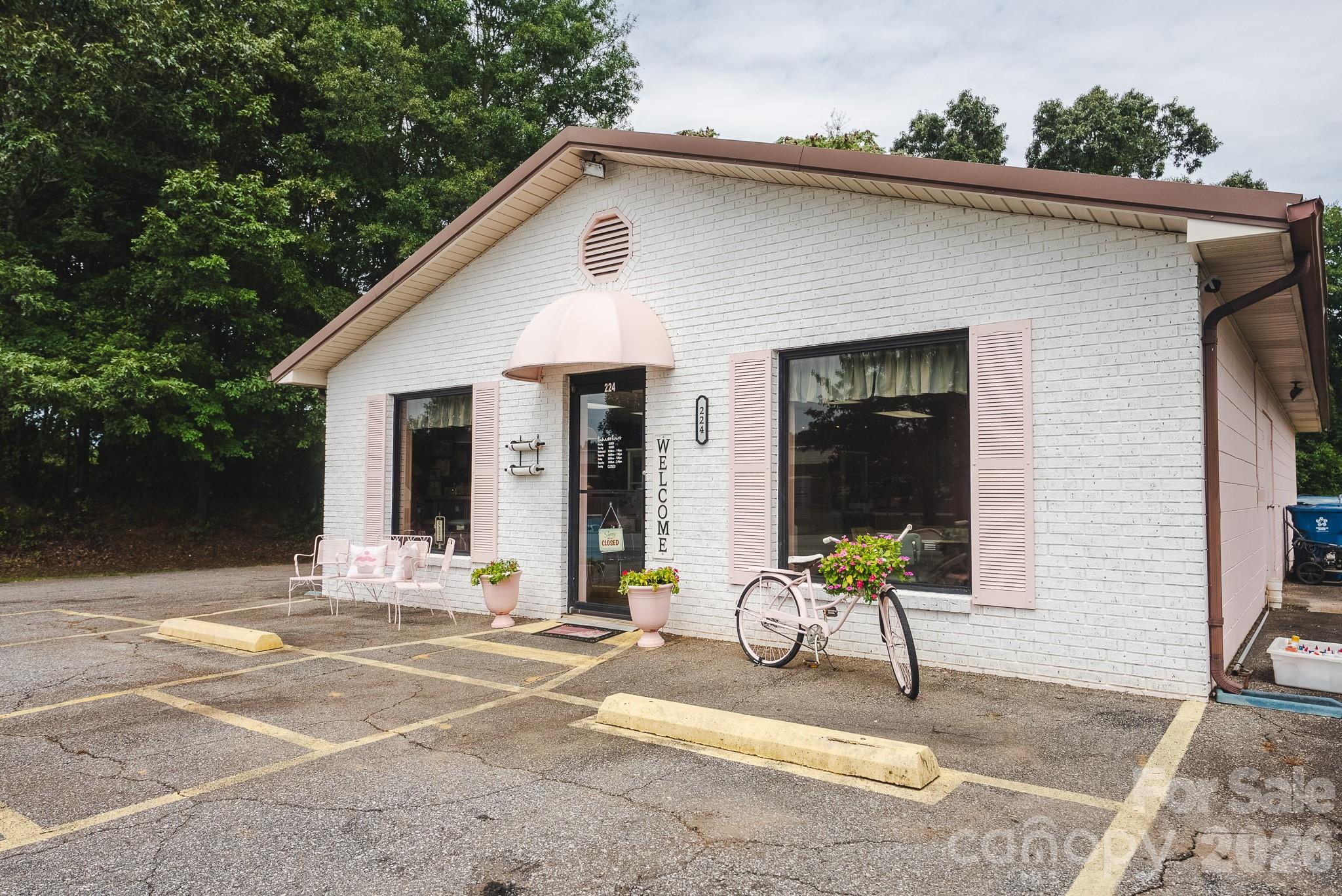 Charming Storefront entrance - 224 School Drive, Taylorsville