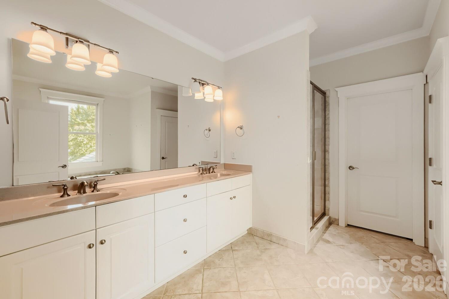 Single Family Residence at 1006 Assembly Street, Belmont, photo 16 of 24