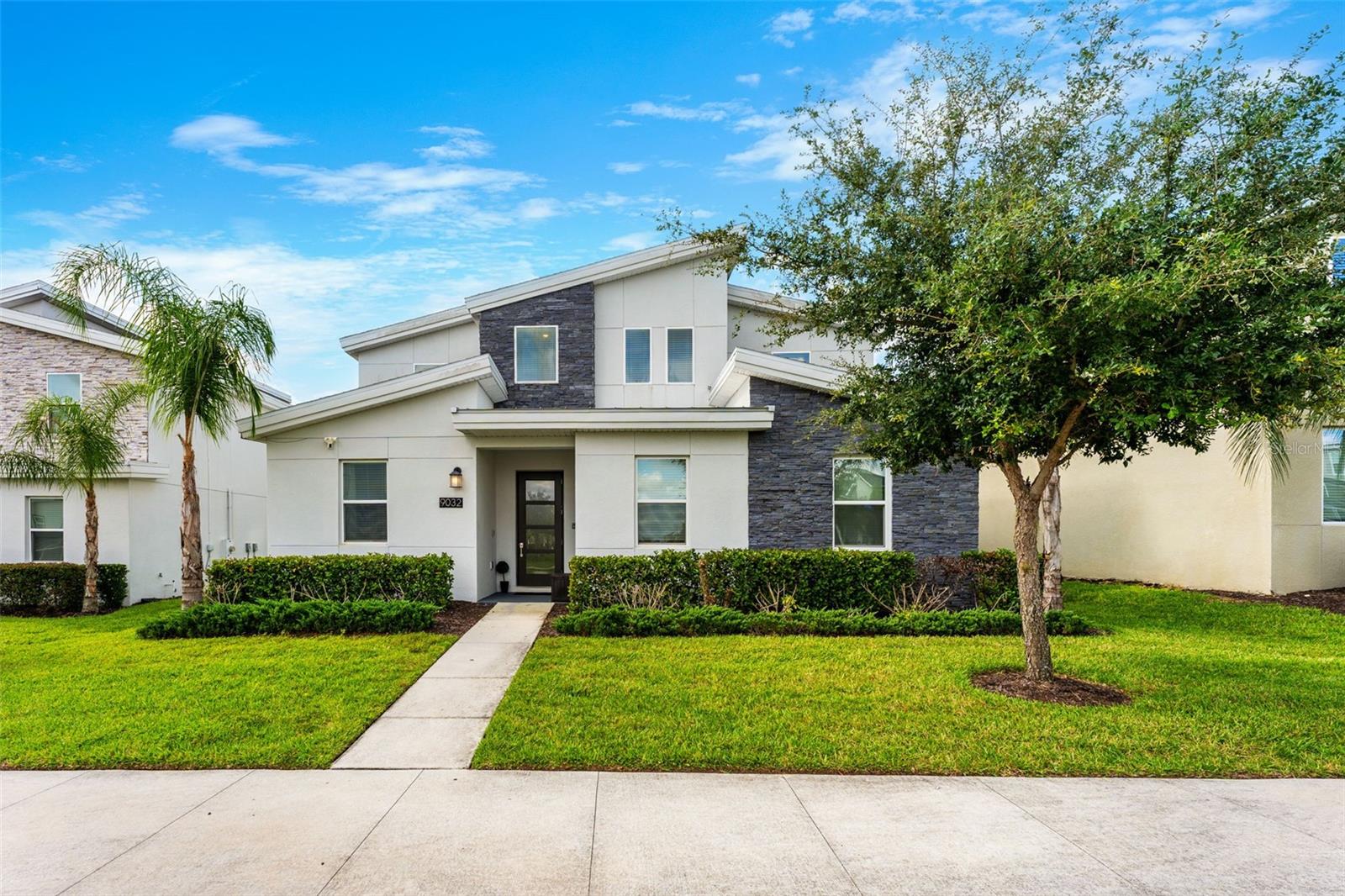 9032 SOMMERSET HILLS DR